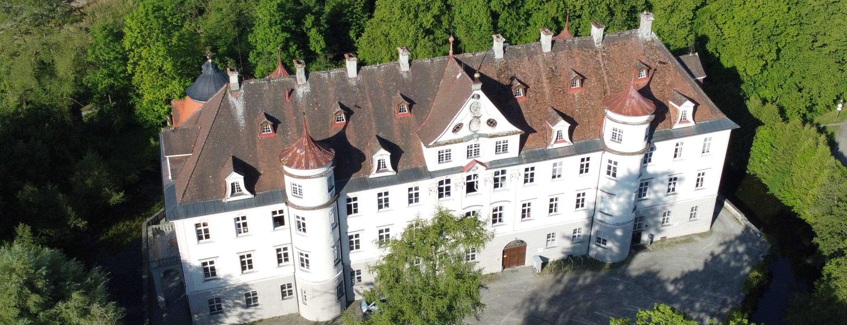 Allianz Versicherung Adrian Gretzinger Bad Waldsee - Büro der Allianz im Schloß Bad Waldsee