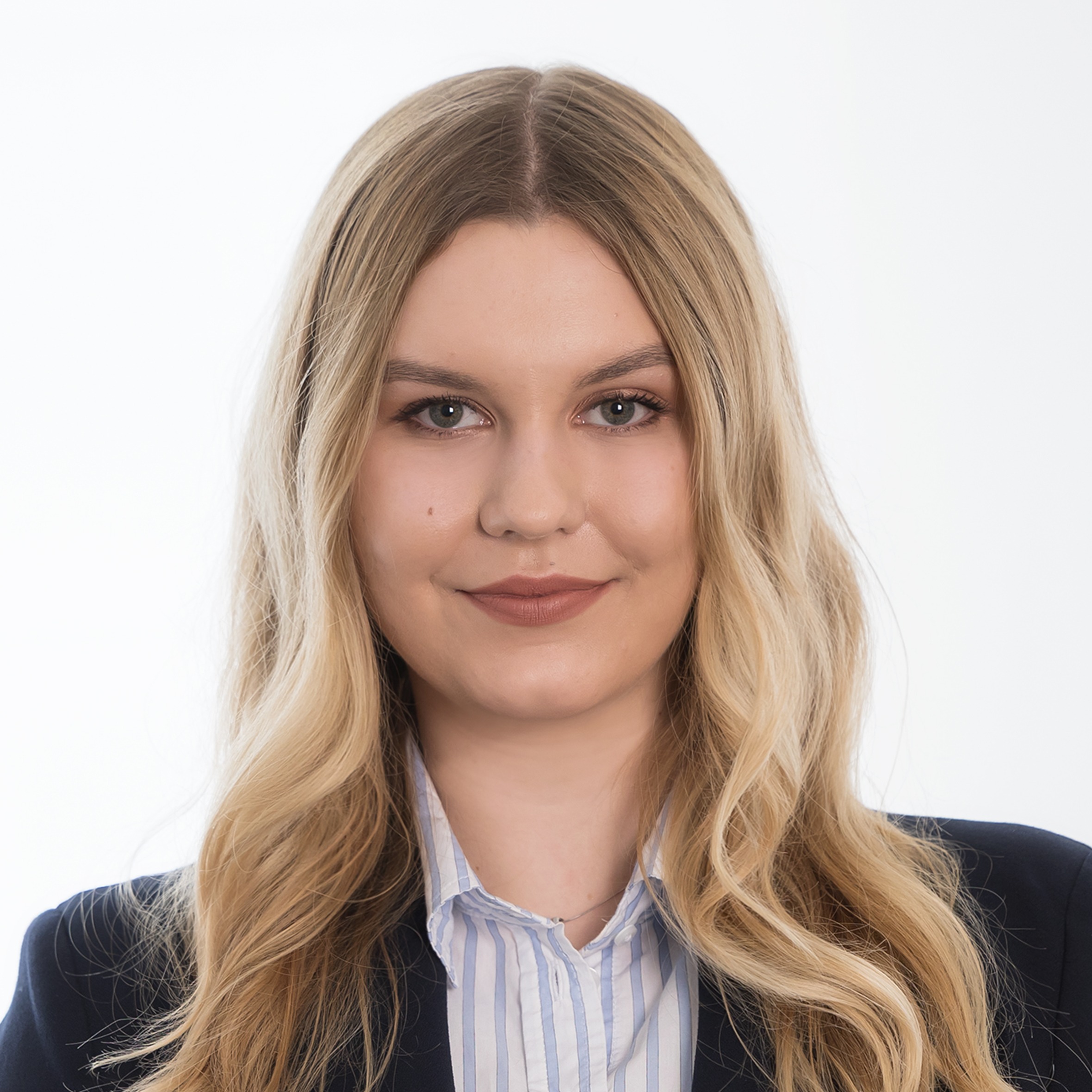 Allianz Versicherung Bernd Huber e.K. Wemding - Ella Trokhlib 