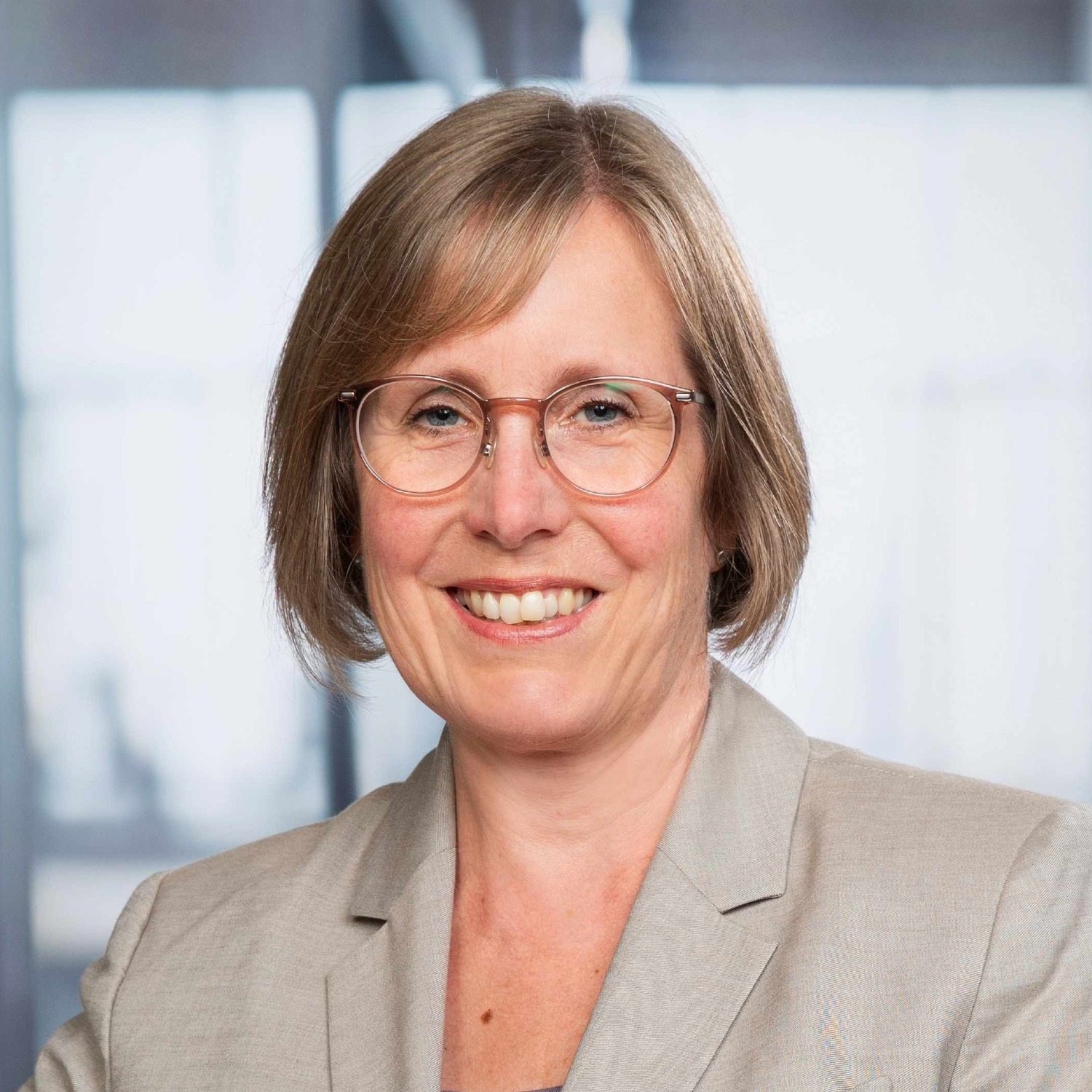 Allianz Versicherung Filip Debalovski Winsen Luhe - Petra Bahlmann