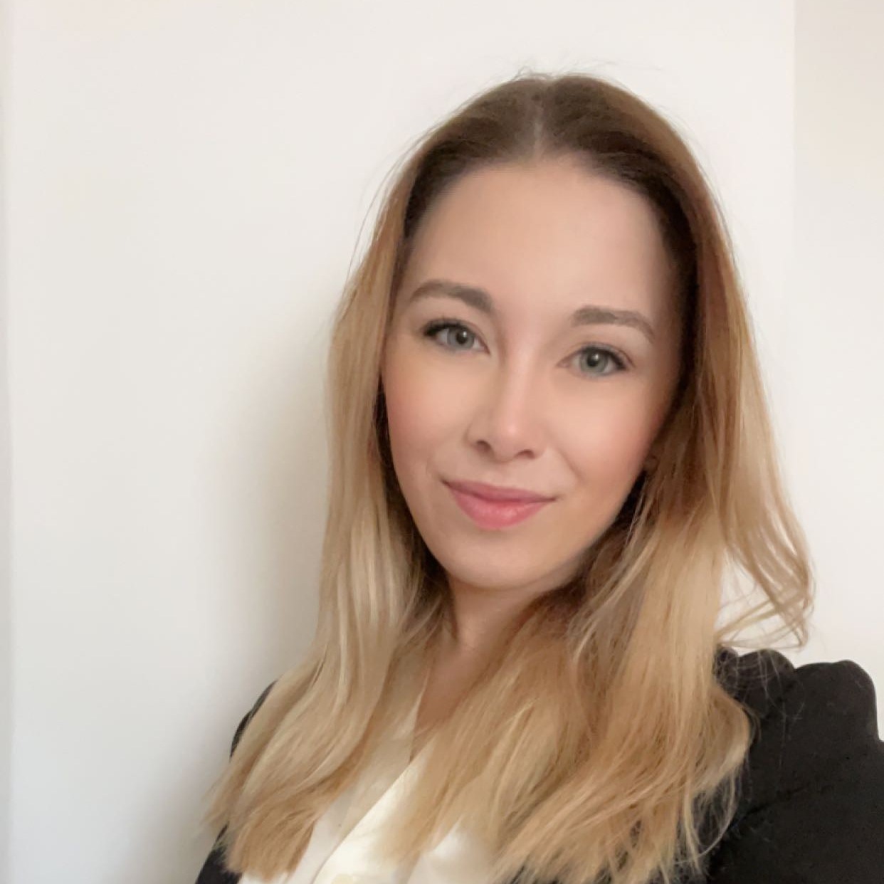 Allianz Versicherung Roman Baltes Saarbrücken - Laura Bennoit