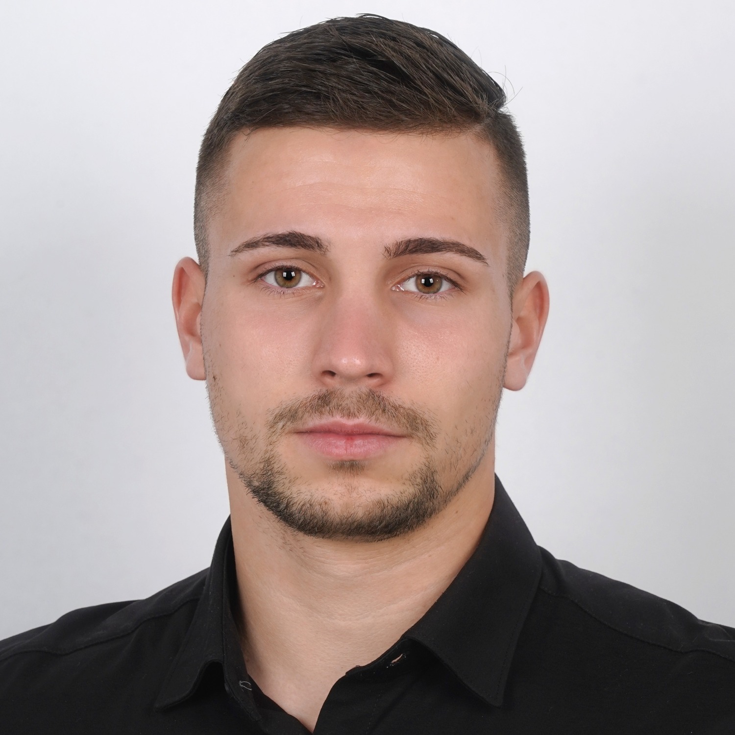 Allianz Versicherung Benny Cayli Esslingen am Neckar - Erik Biebl