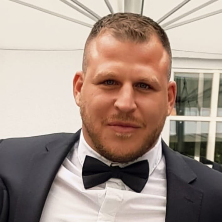 Allianz Versicherung Wojciech Chalupnik Mannheim - Sascha Lenhard