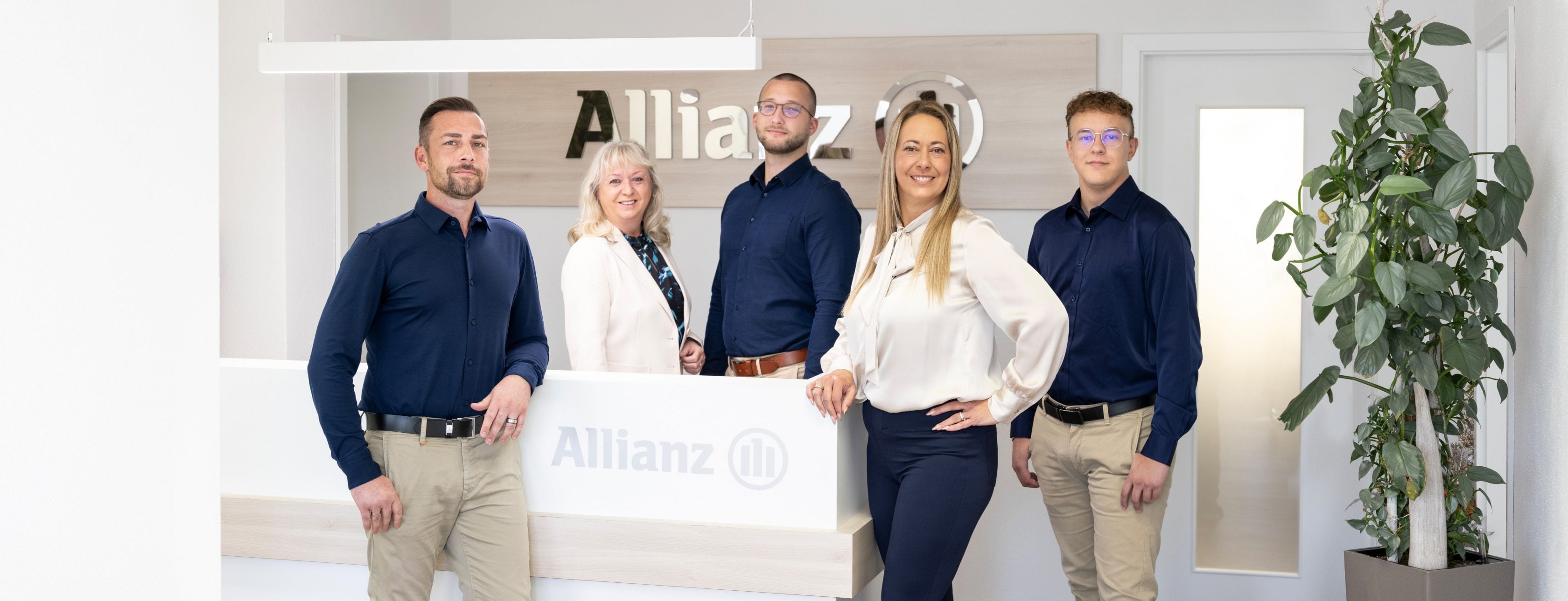 Allianz Versicherung Roland Dünisch Schwarzenfeld - WIR SIND FÜR EUCH DA.