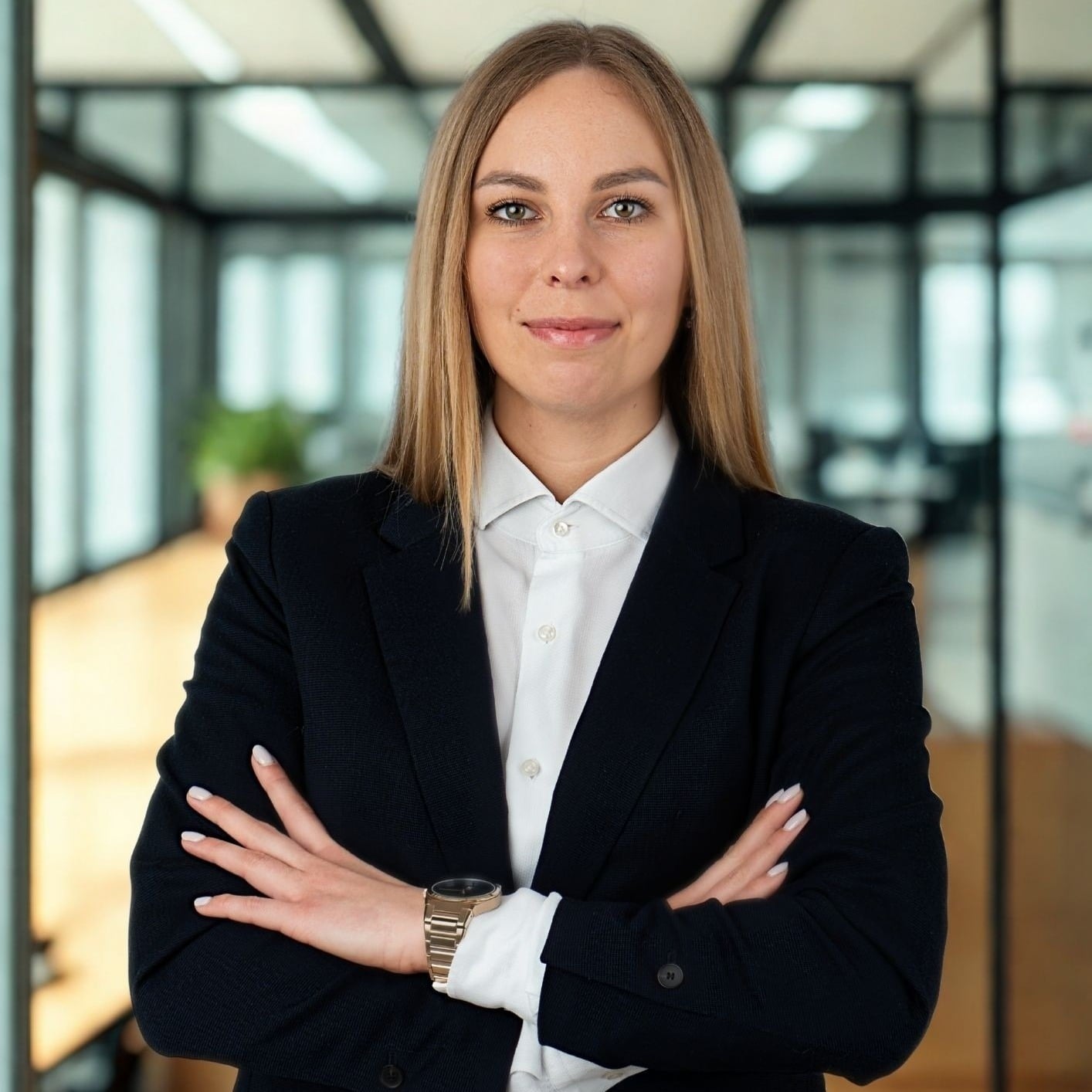 Allianz Versicherung Katrin Erhorn Buxtehude - Oliwia Kaminska BSV Buxtehude Handball Kundenbetreuerin 