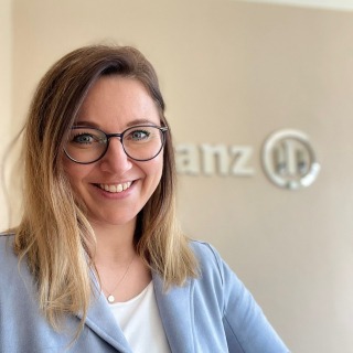 Allianz Versicherung Jennifer Feuerberg Sangerhausen - Vorsorge Frauen Rente sparen Kind Auto Haus Zähne
