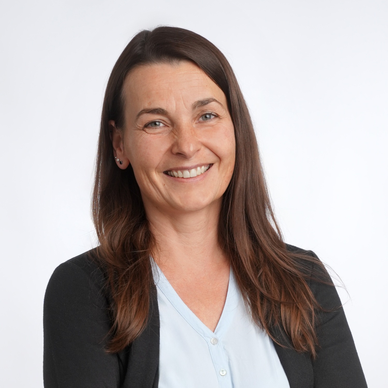 Allianz Versicherung Fladda Thoma Nagl GbR Darmstadt - Andrea nah