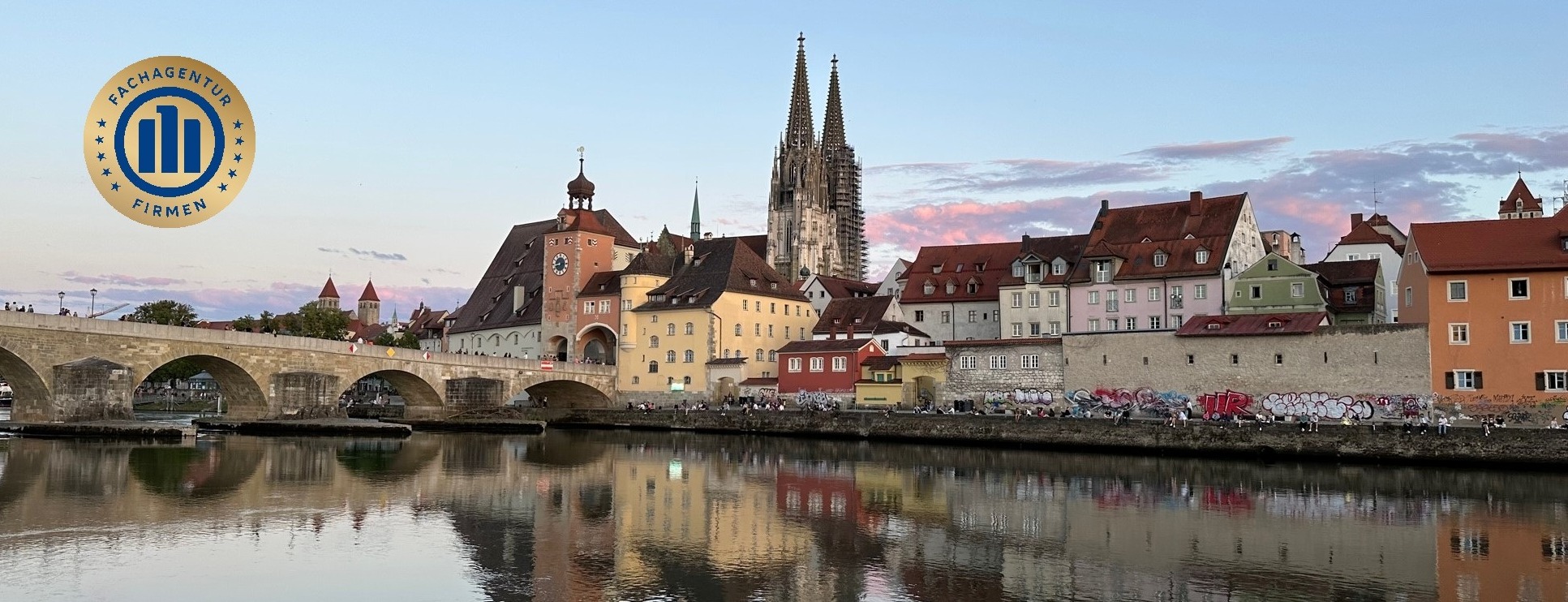 Allianz Versicherung Stefan Hagn Regensburg - Steinerne Brücke und Dom Regensburg