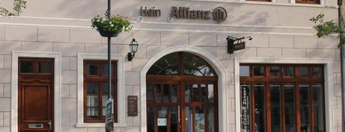 Allianz Versicherung Hein OHG Zerbst/Anhalt - Sicht auf Agentureingang der Allianz Agentur Hein 