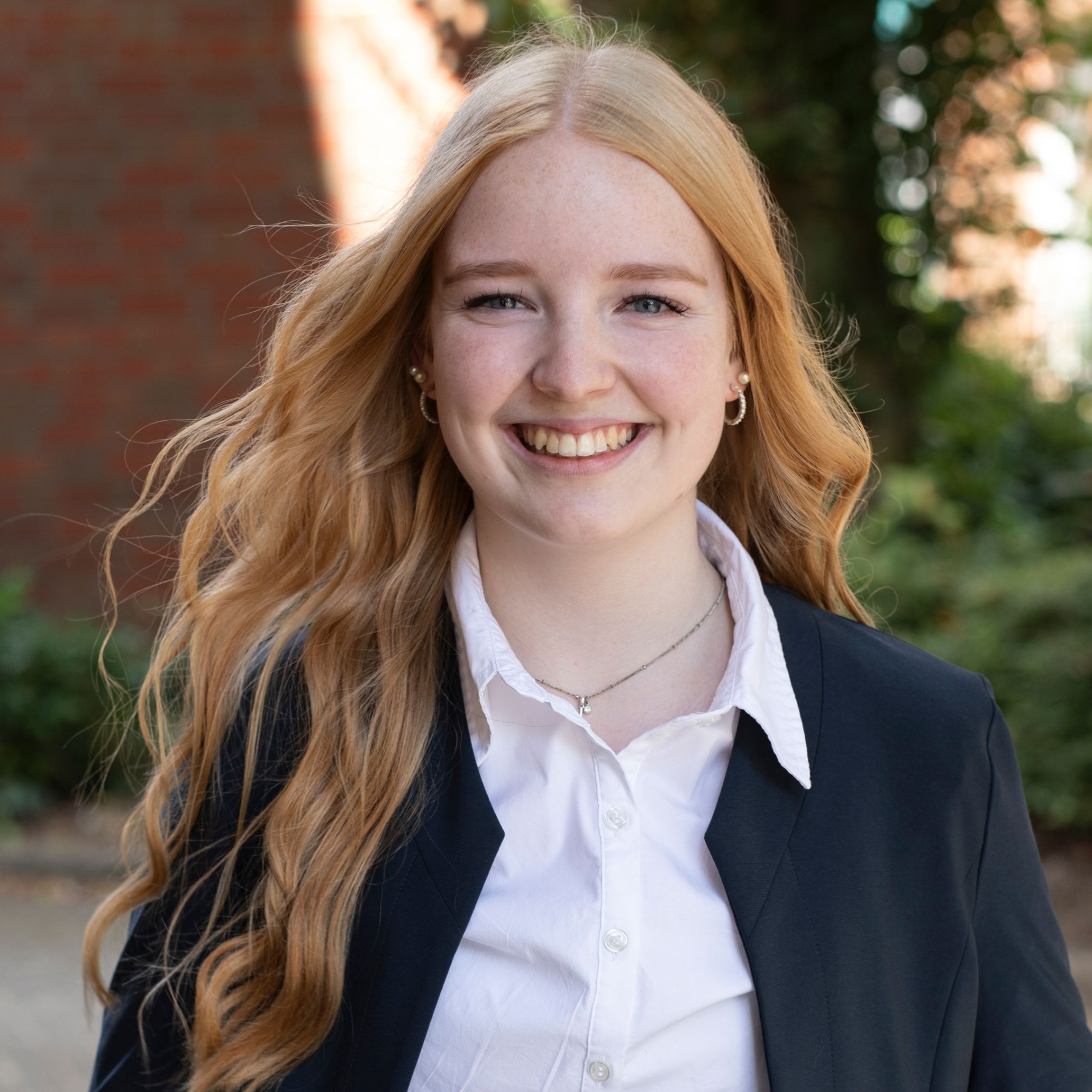 Allianz Versicherung Groth und Stoltz OHG Heide - Lale Stöven