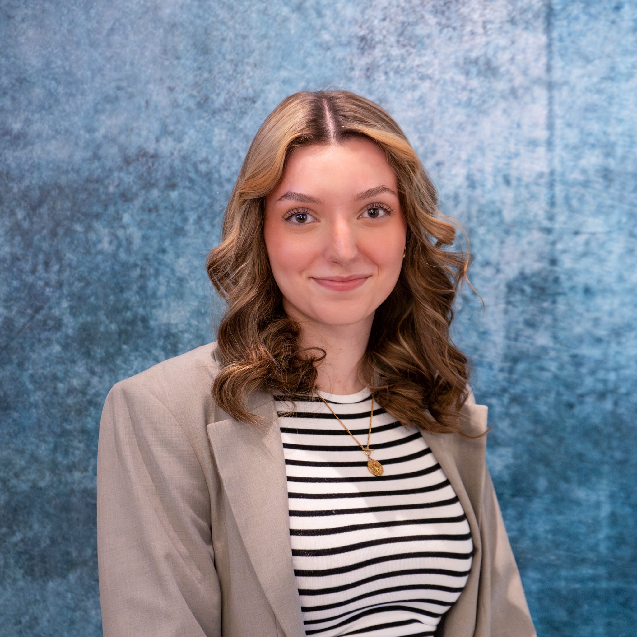 Allianz Versicherung Lothar Jobst Neukirchen-Balbini - Lena