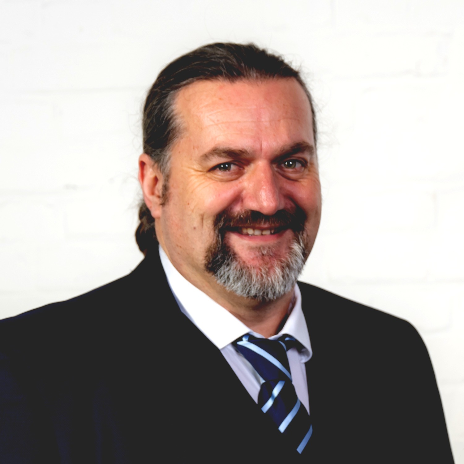 Allianz Versicherung Sebastian Josten Aachen - Profilfoto Marc Nicholaes