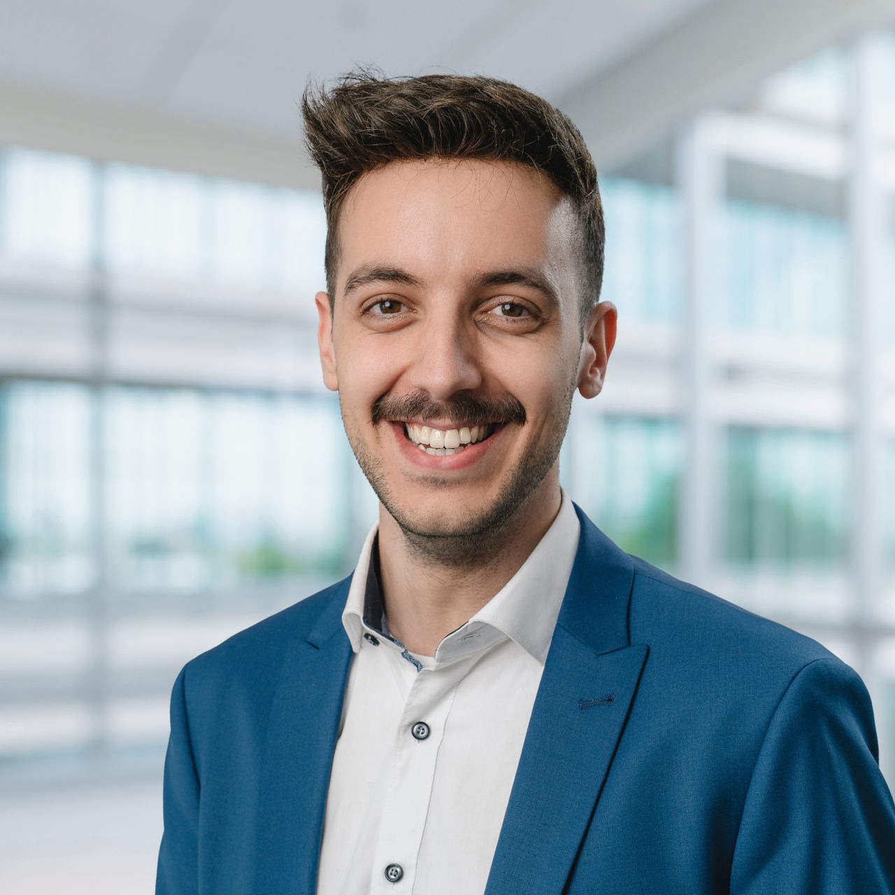 Allianz Versicherung Konstantino Karagiorgos Singen Hohentwiel - Fabio Caprio