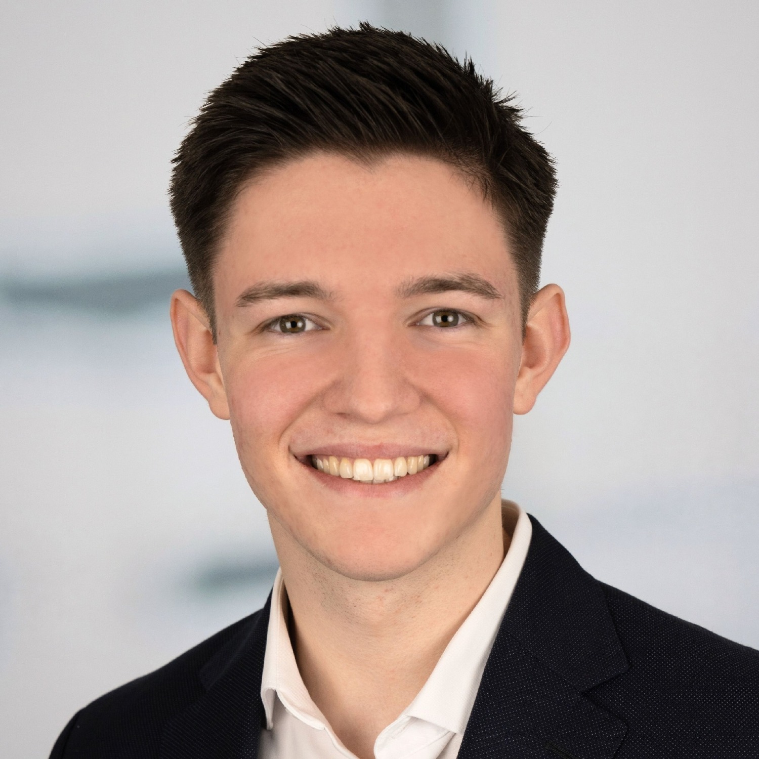 Allianz Versicherung Sumeet Kukukhail Buxtehude - Dean