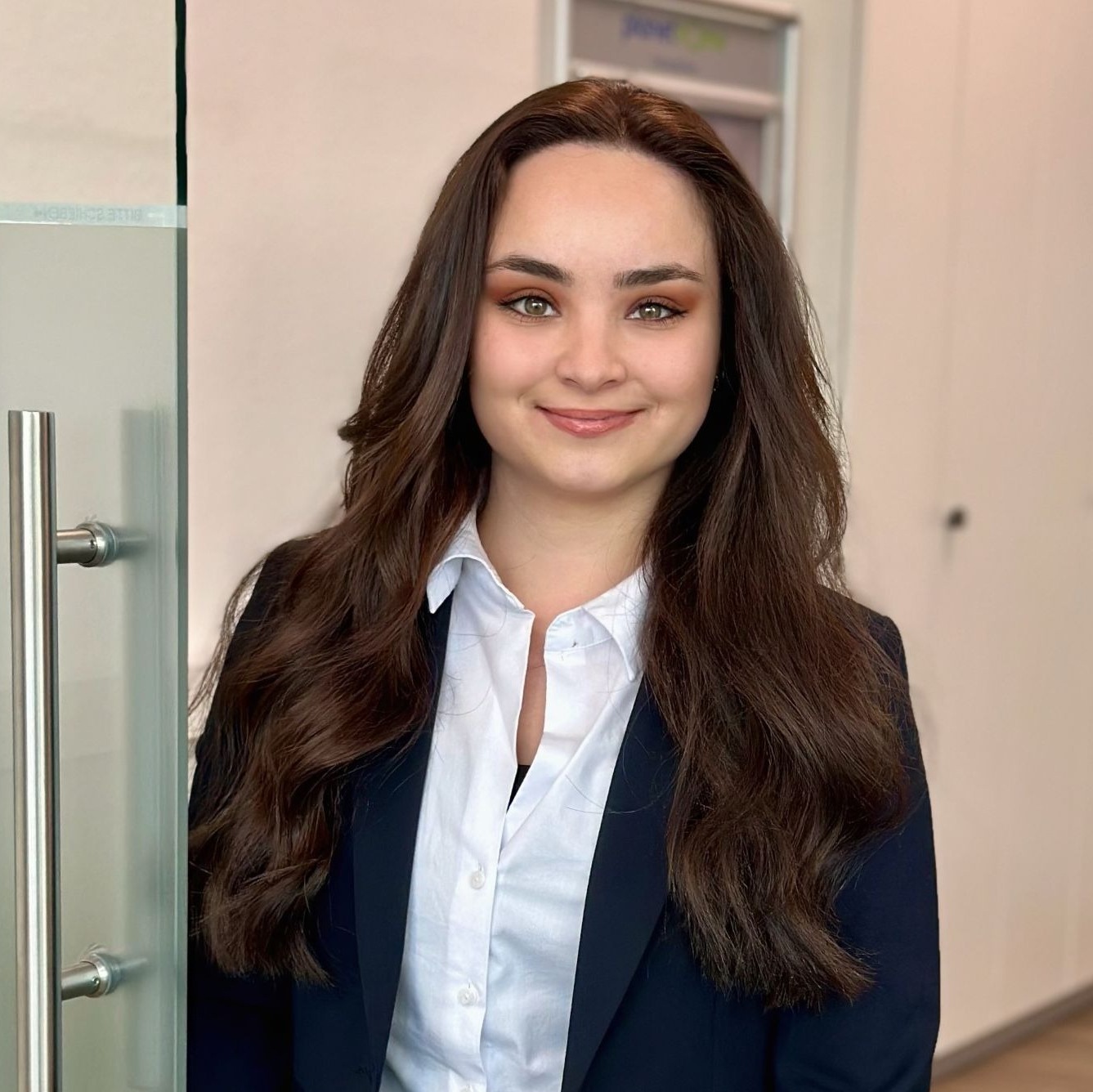 Allianz Versicherung Yasin Kurtman Aschaffenburg - Filiz Özlüoglu