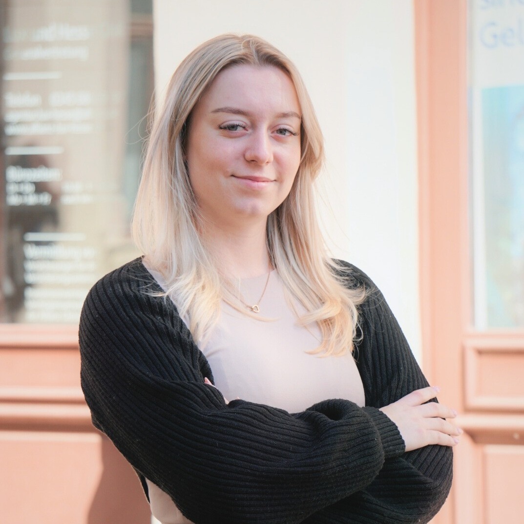 Allianz Versicherung Lux und Hesse GbR Halle Saale - Chiara Lux