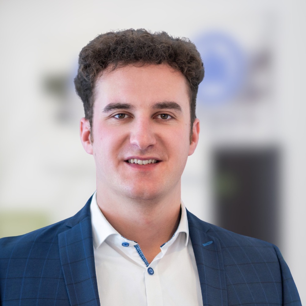 Maximilian Schmidhuber  Allianz Versicherung Mayr und Dobler OHG Unterneukirchen - Maximilian Schmidhuber