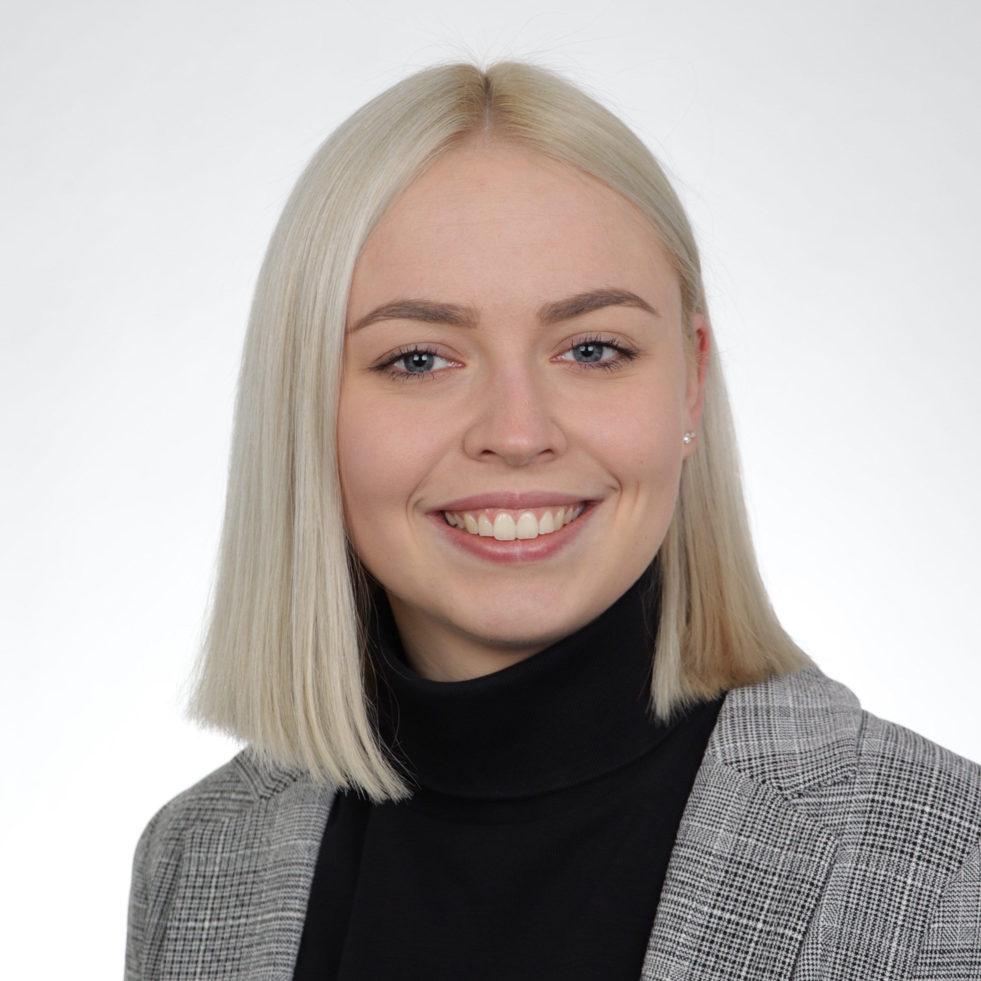 Allianz Versicherung Mohr und Vees GbR Winterbach - Mona Schiffner