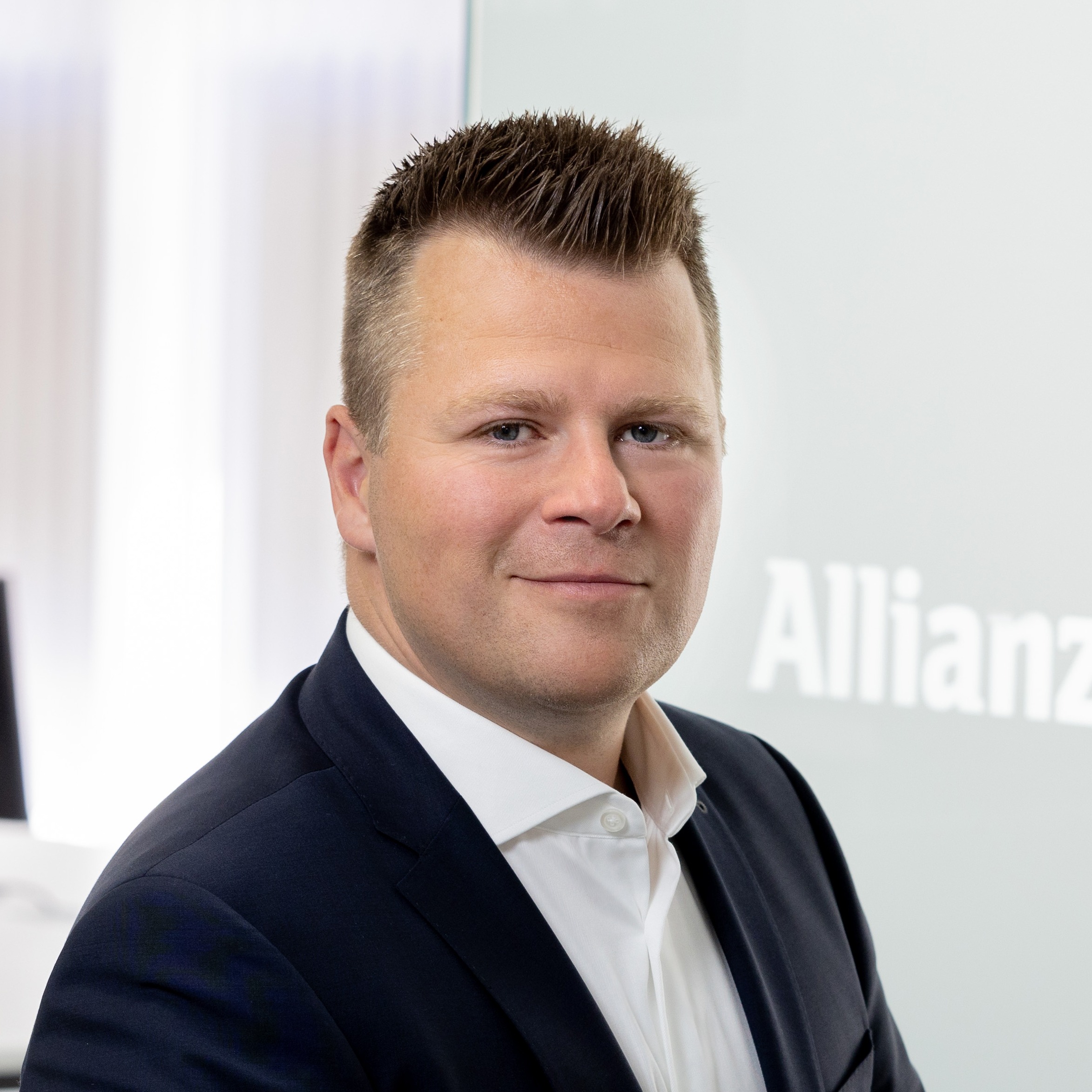 Allianz Versicherung Frank Mojen Neu Wulmstorf - Fuhrpark Elektronik BU Kranken Anlage Vermögen