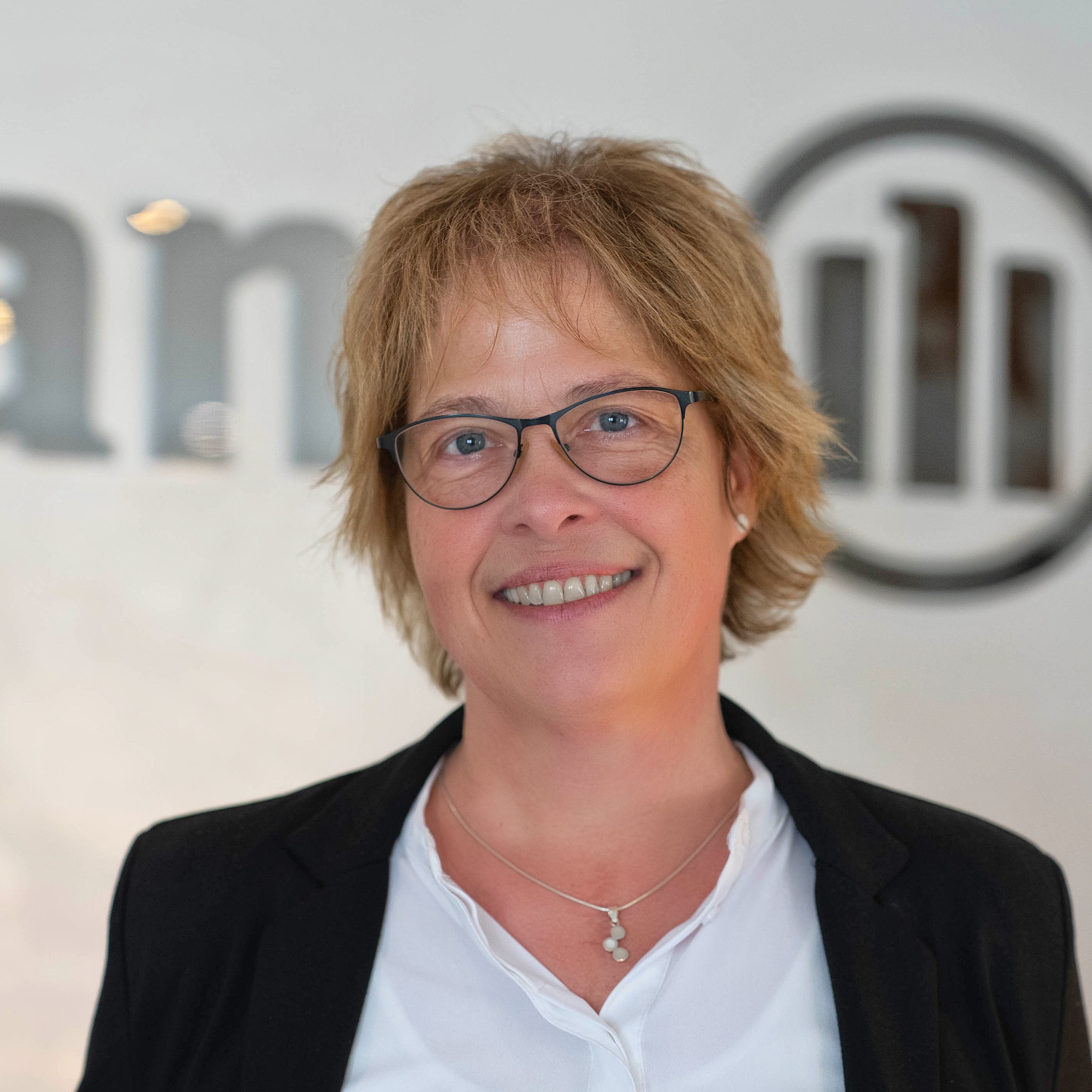 Allianz Versicherung Francesco Natale Wolfsburg - Ilona Gerhards