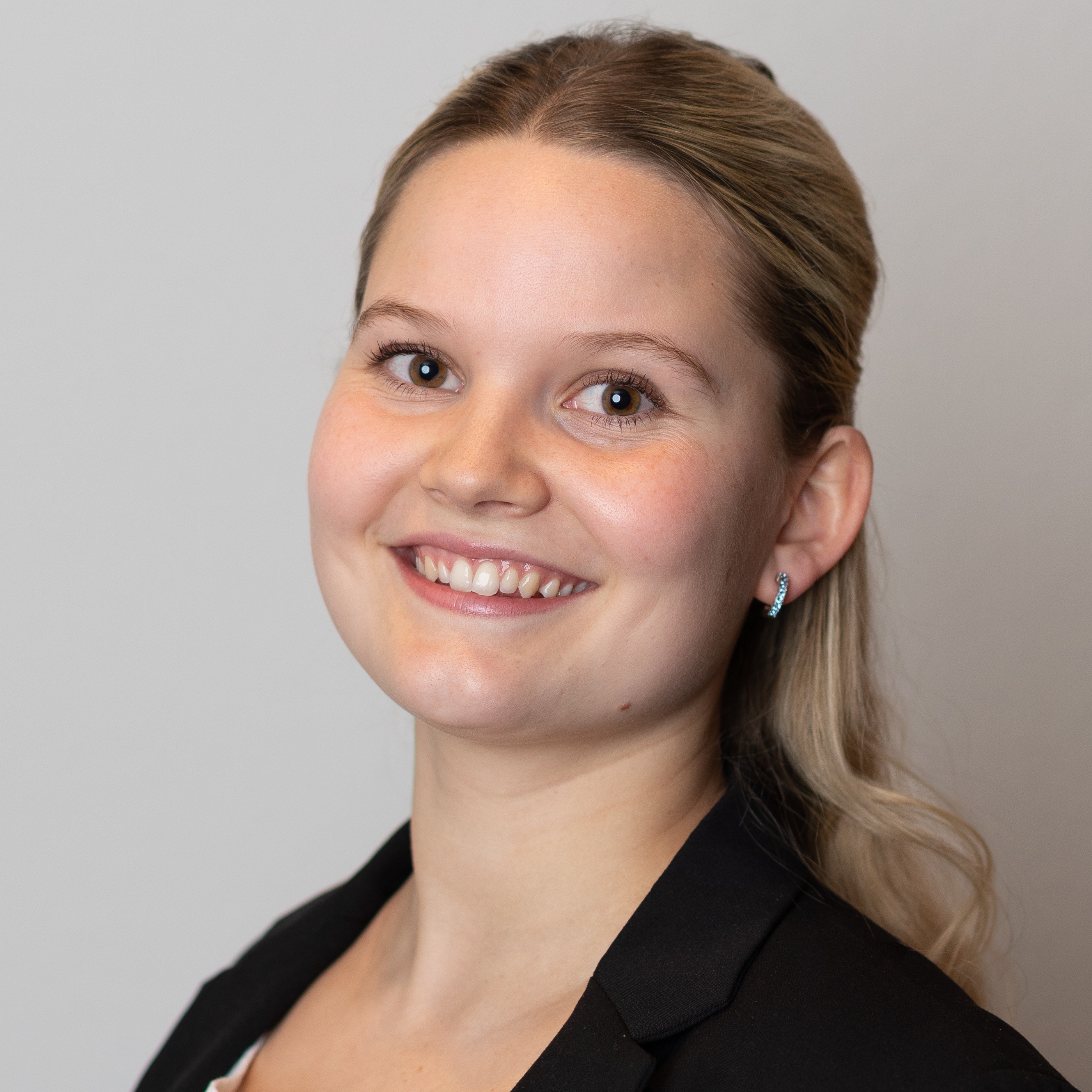 Allianz Versicherung Tim Rau Schorndorf - Svenja