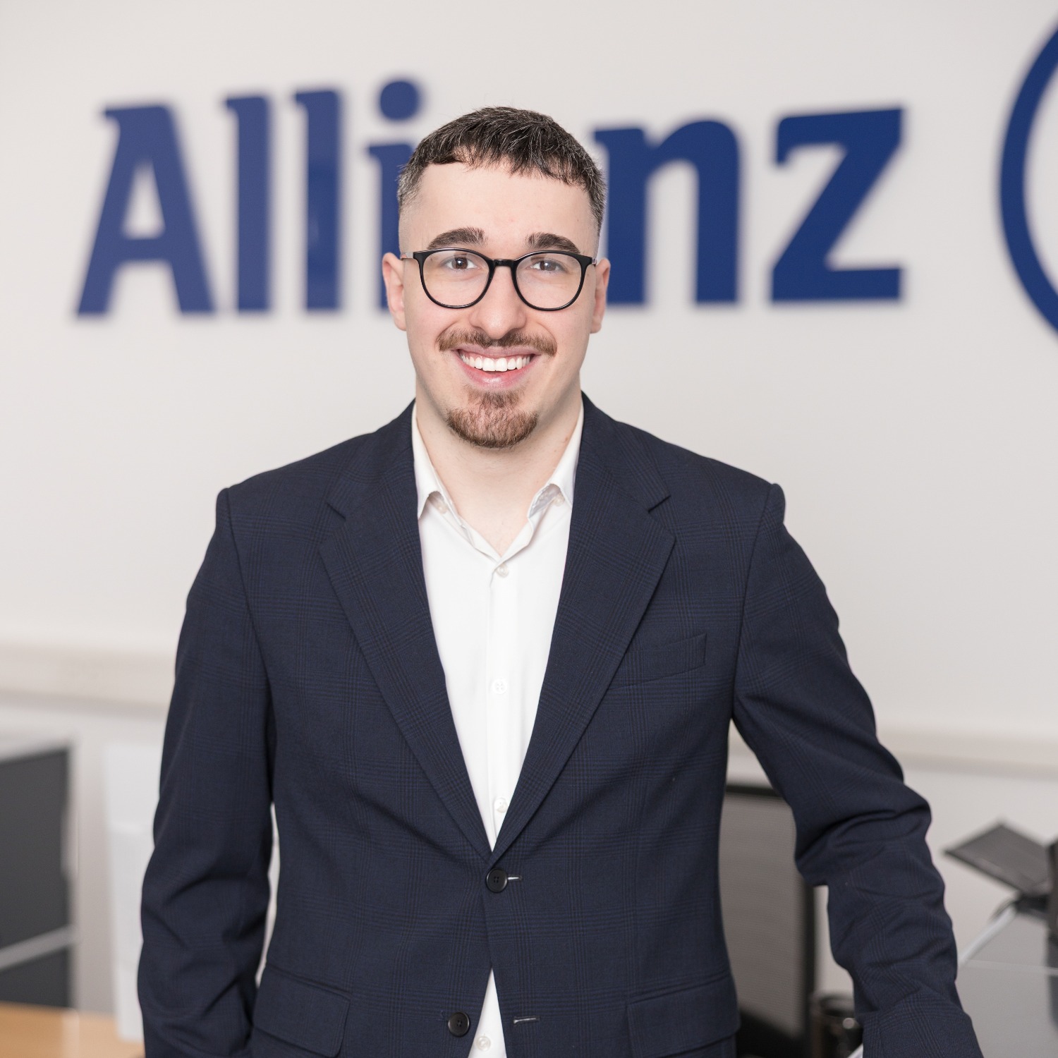 Allianz Versicherung Helmut Riepl Gersthofen - Pascal Reitgaßl