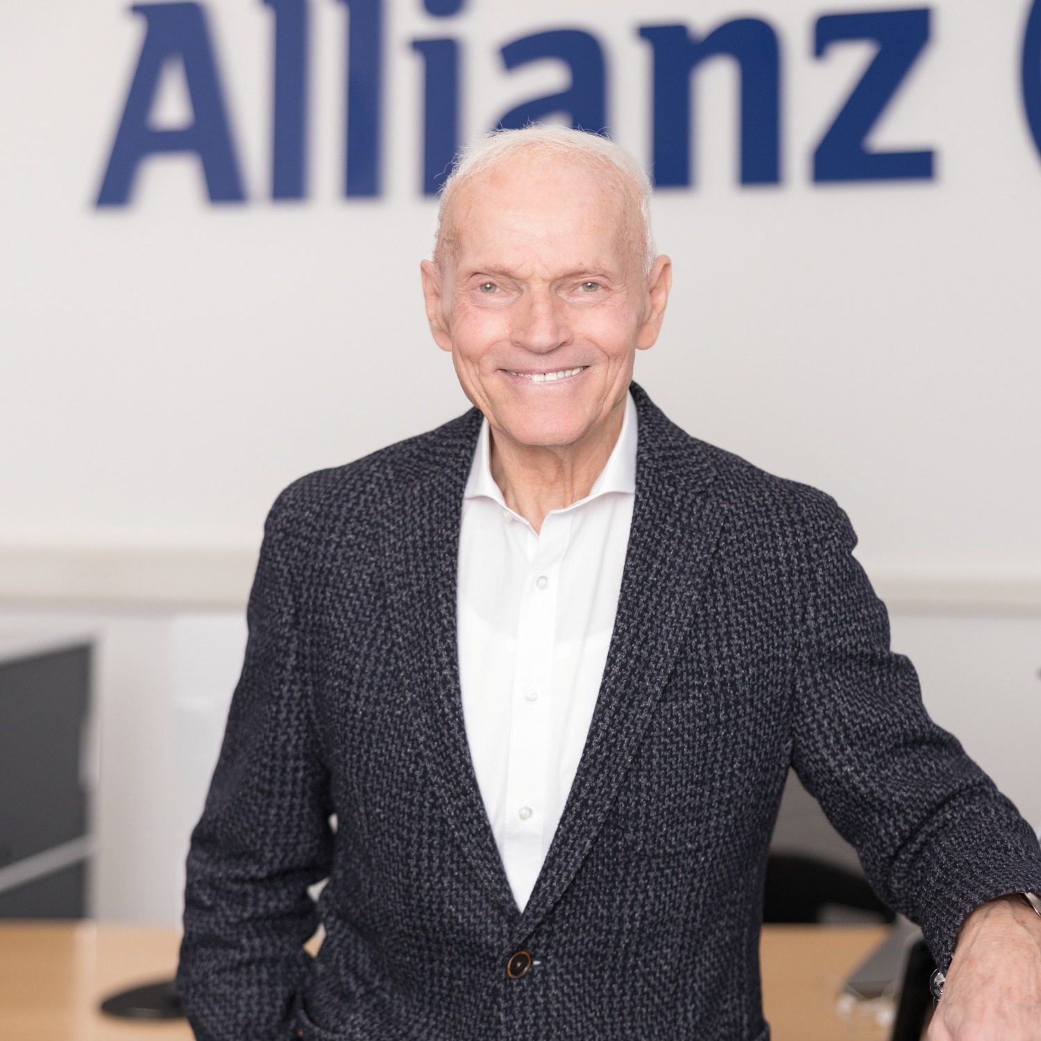 Allianz Versicherung Helmut Riepl Gersthofen - Bernd Gruber