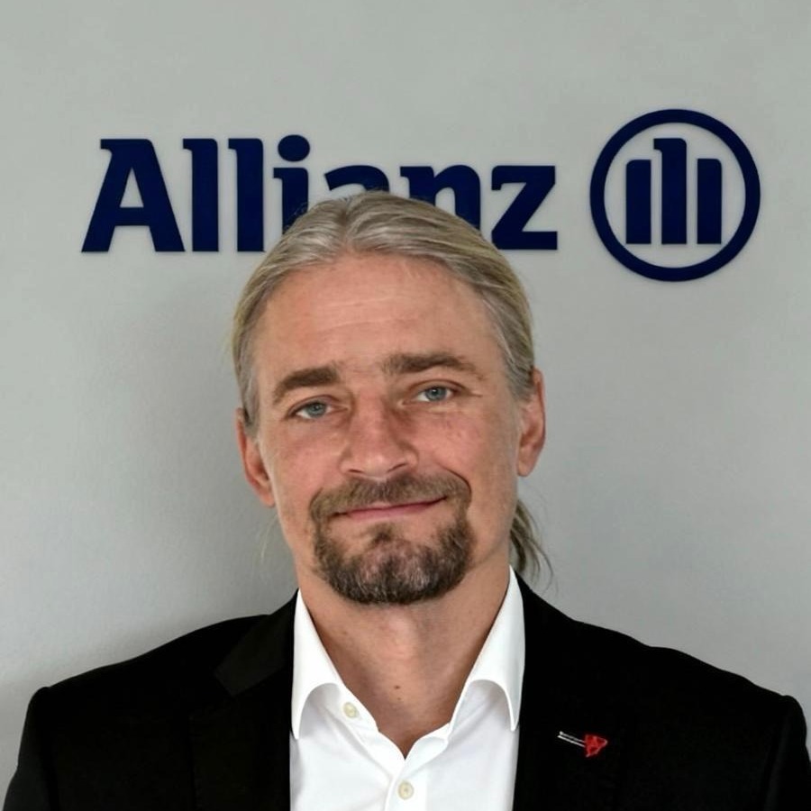 Allianz Versicherung Narek Schahbasjan Schwerin - Peter Wolf