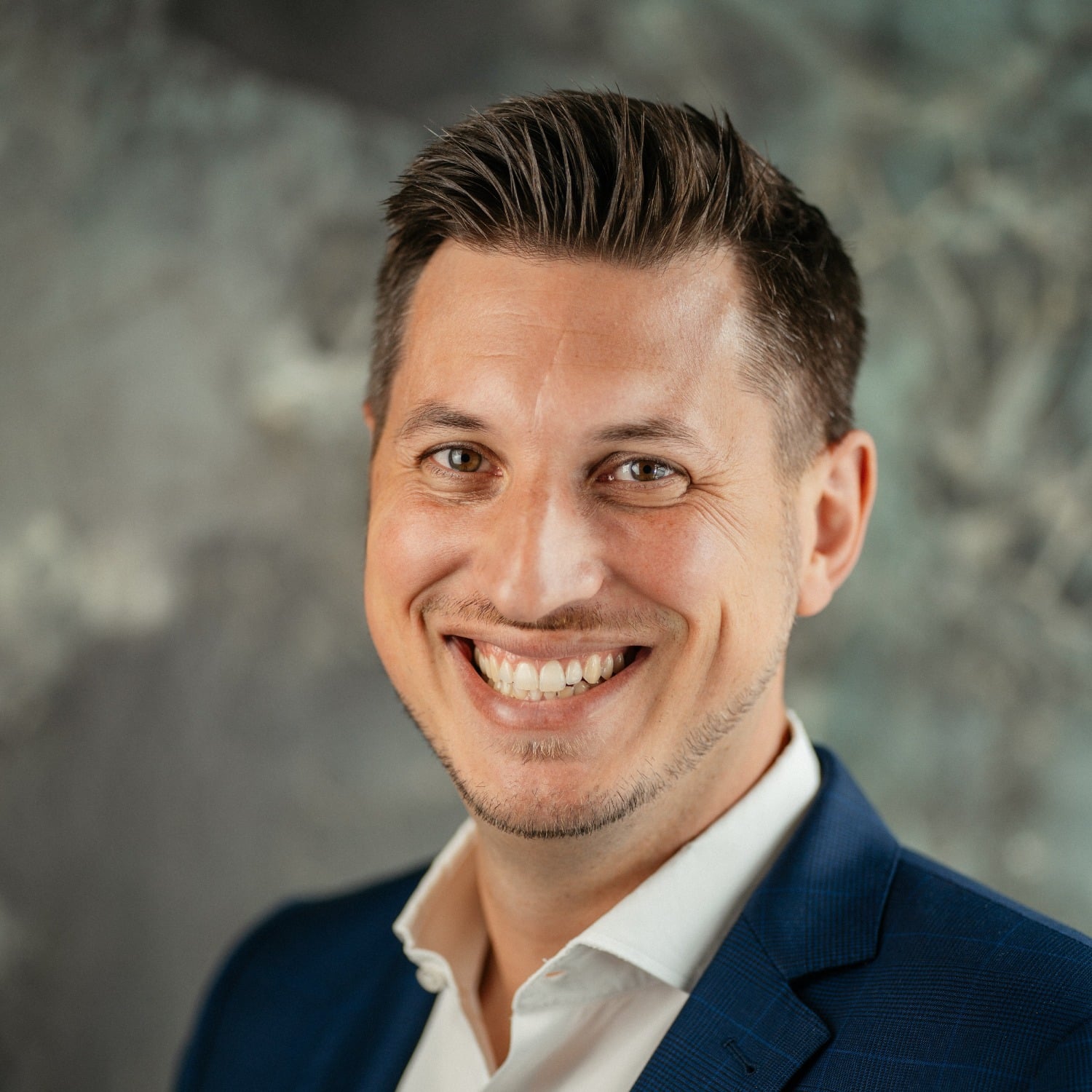 Allianz Versicherung Florian Schwing Hanau - Florian Schwing
