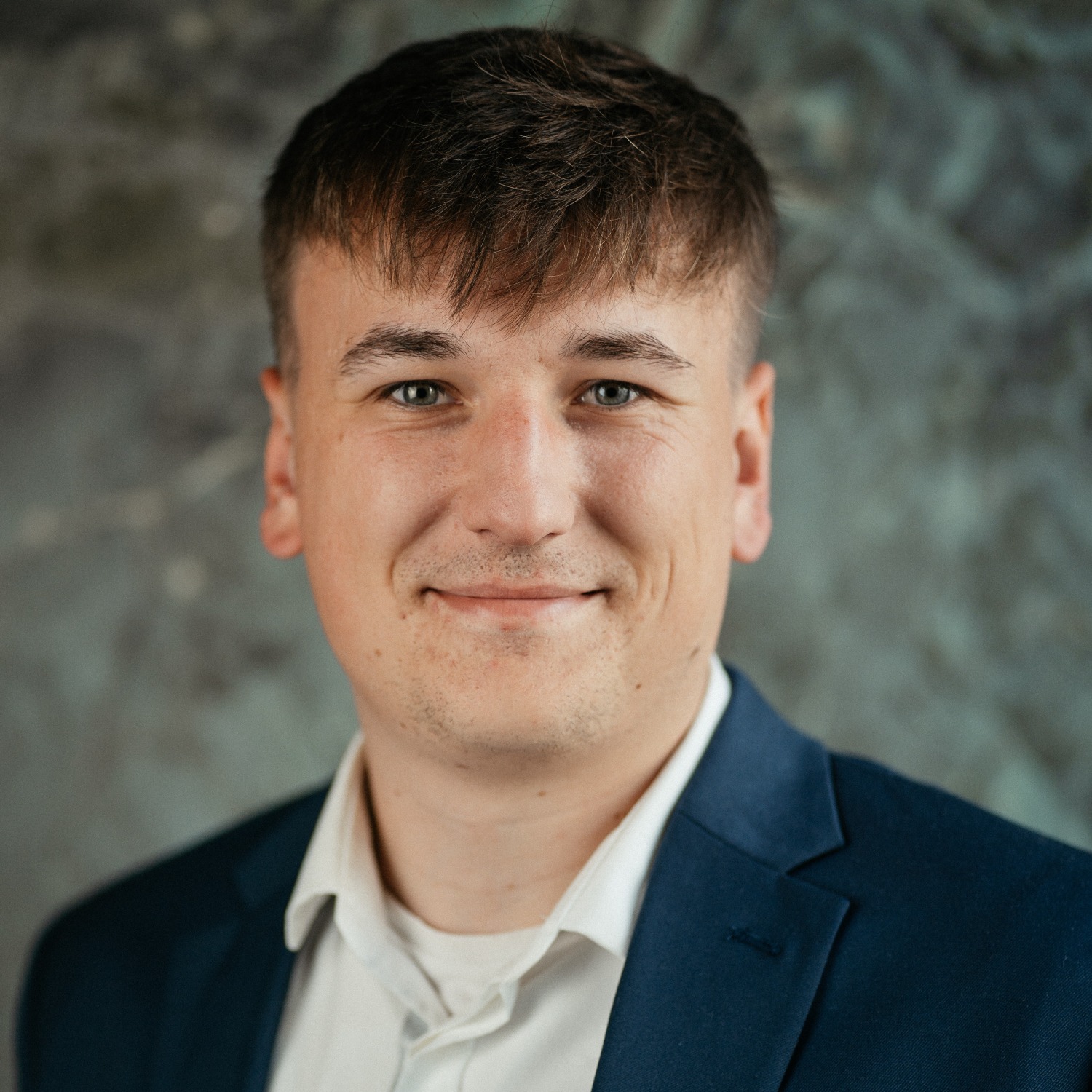 Allianz Versicherung Florian Schwing Hanau - Noah Fehl