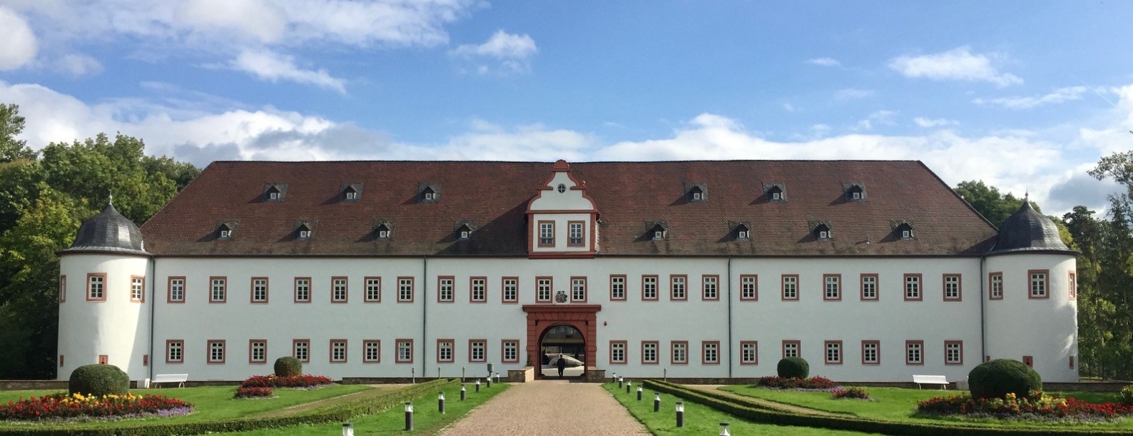 Allianz Versicherung Michael Sonders Heusenstamm - Schloss Heusenstamm