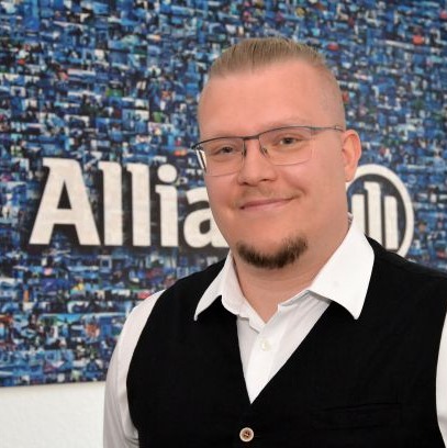 Allianz Versicherung Roman Stahl Stralsund - Nicklas Stoy