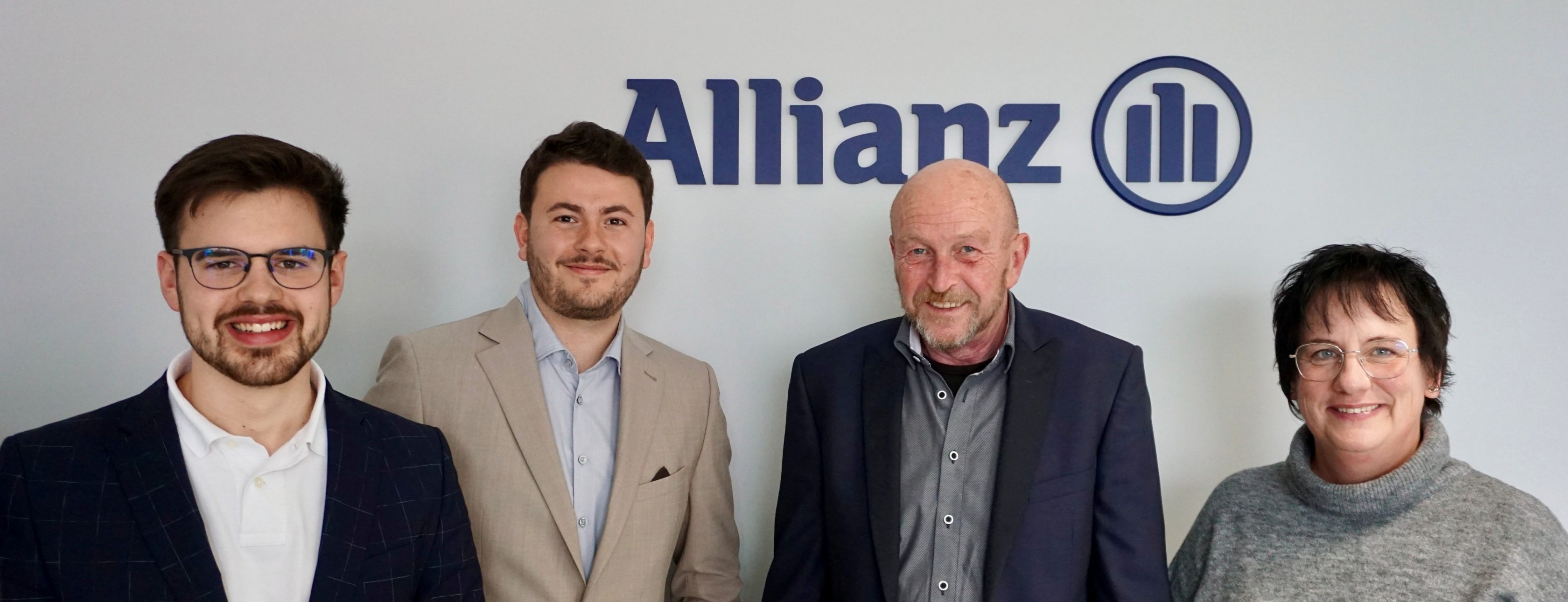 Allianz Versicherung Tom Schuller Mitterteich - Allianz_Schuller_MItterteich_Team_Versicherung