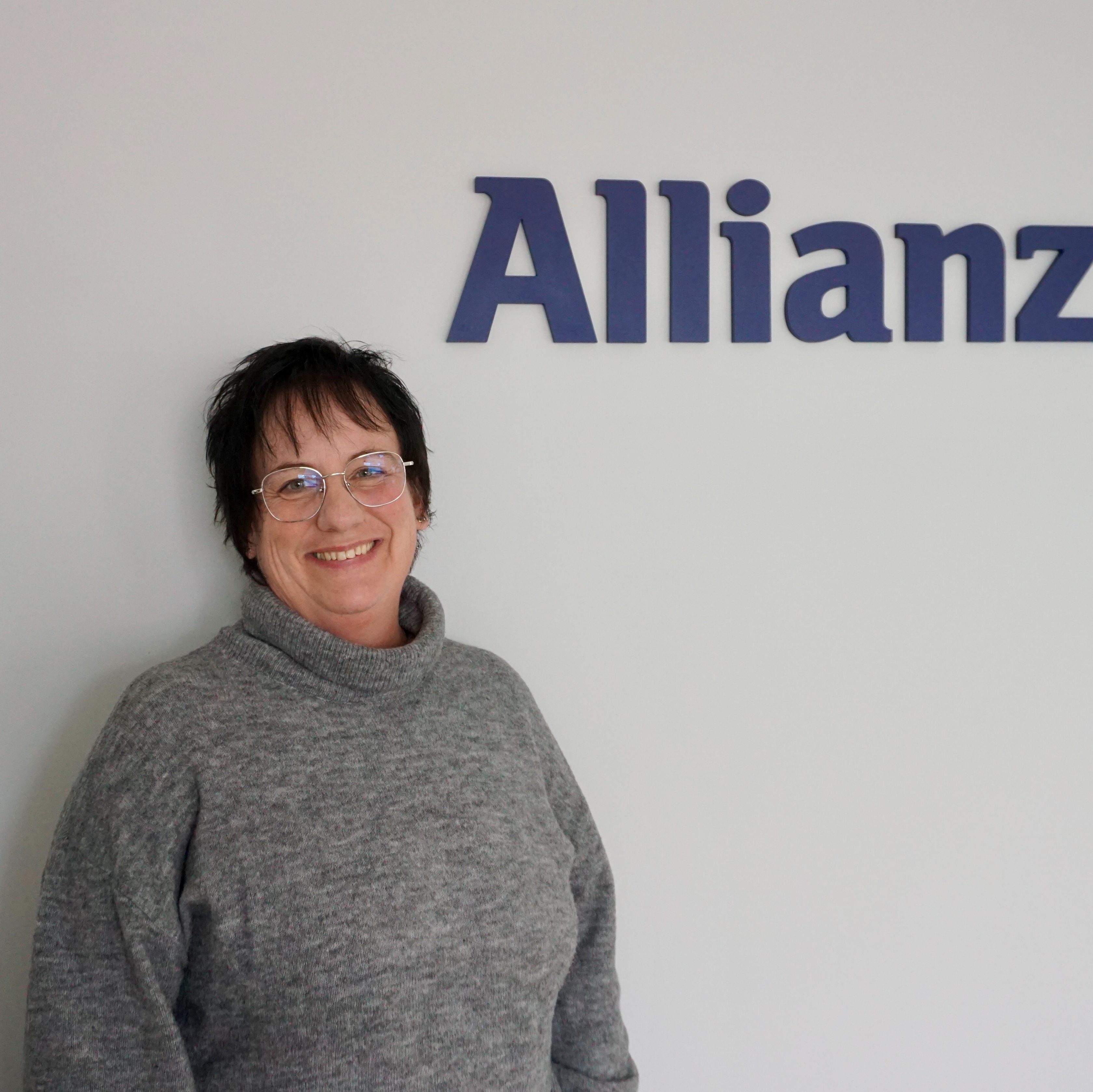 Allianz Versicherung Tom Schuller Mitterteich - Allianz_Schuller_Panzer_Michaela_Mitterteich