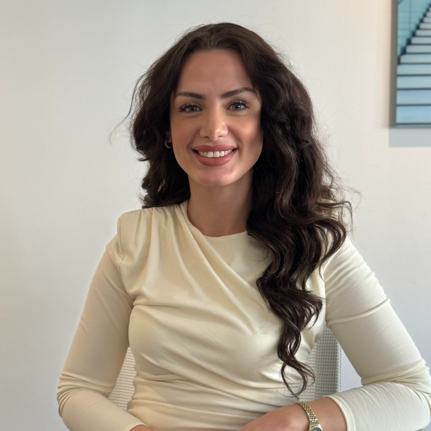 Allianz Versicherung Luna Maria Varady OHG Düsseldorf - Yllza Mehmeti