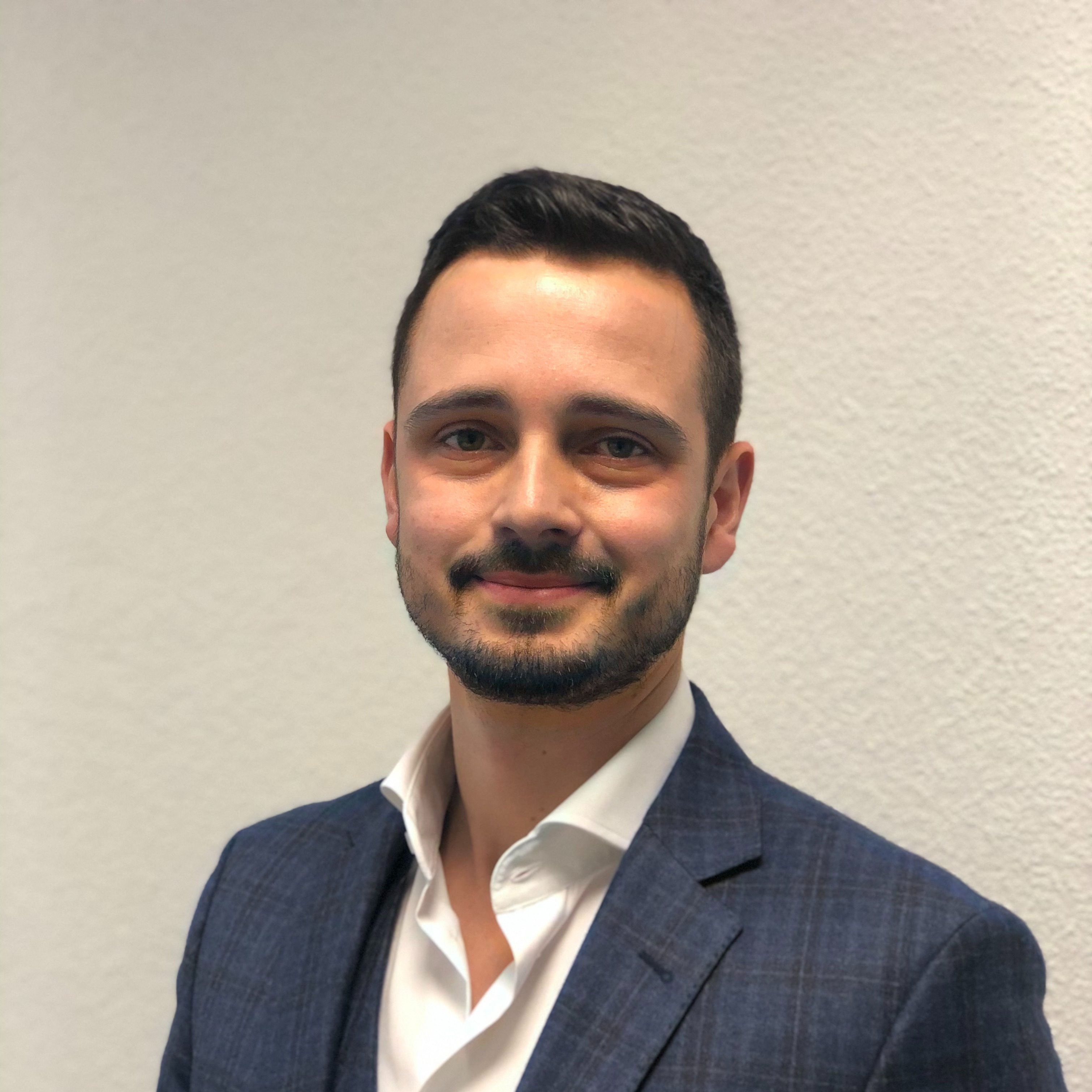 Allianz Versicherung Maximilian Wald Obersulm - Maximilian Wald
