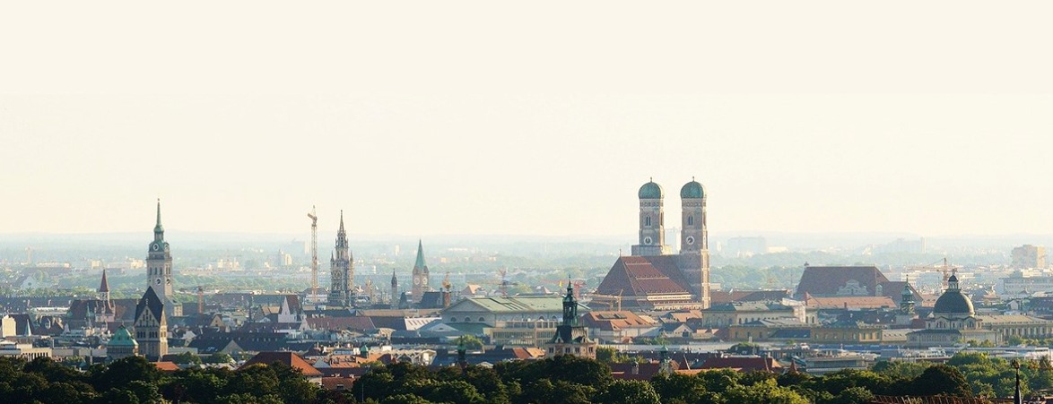 Allianz Versicherung Stefan Wegert München - Hintergrund München Lang