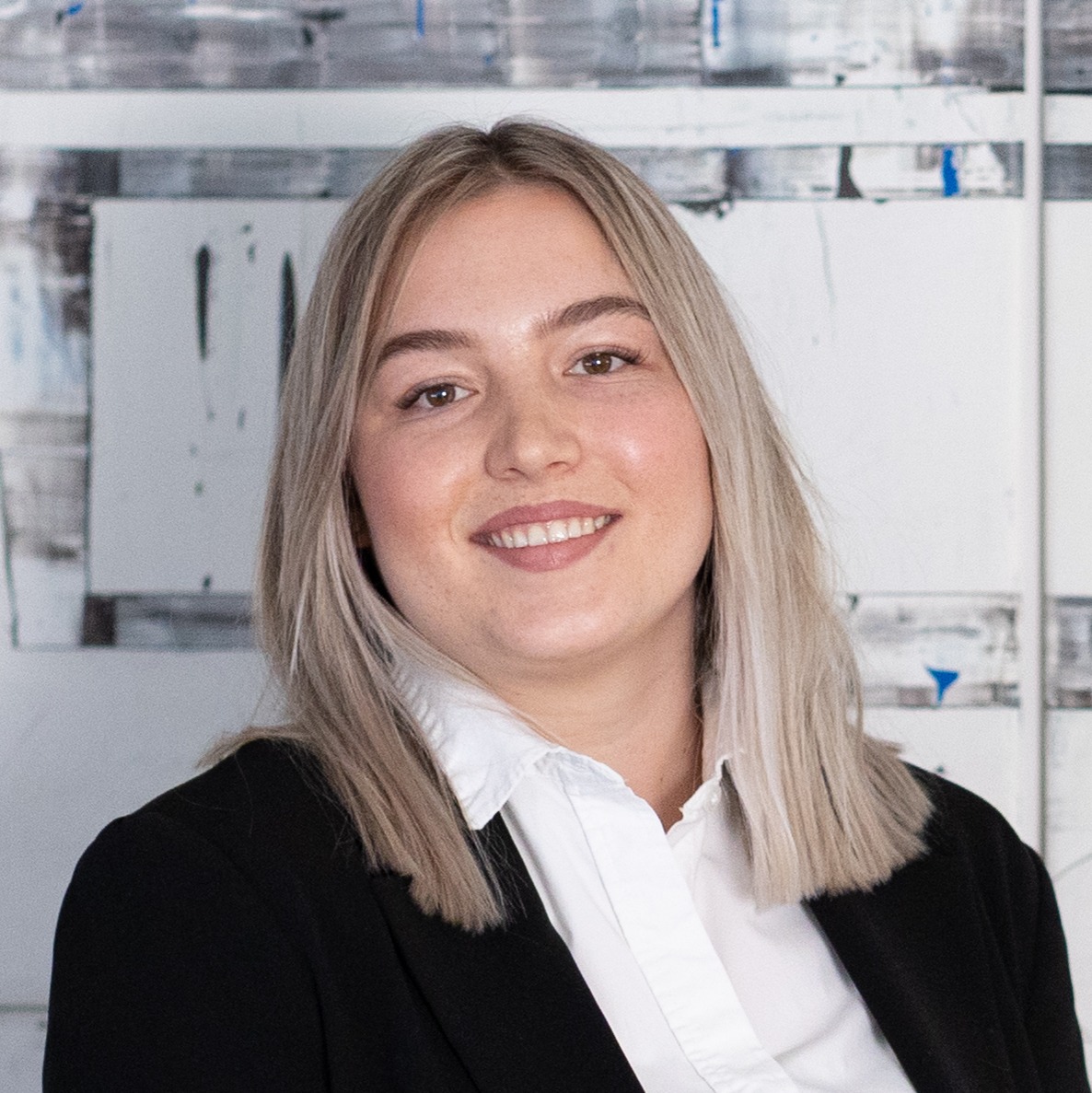 Allianz Versicherung Waldemar Wittlif Solms - Karina