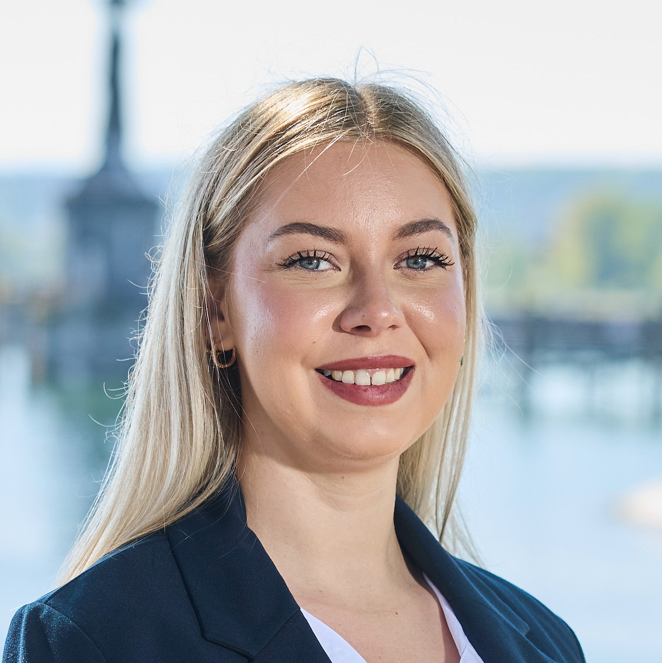 Allianz Versicherung Dirk Kerfin Konstanz - Adelisa Mahmudi