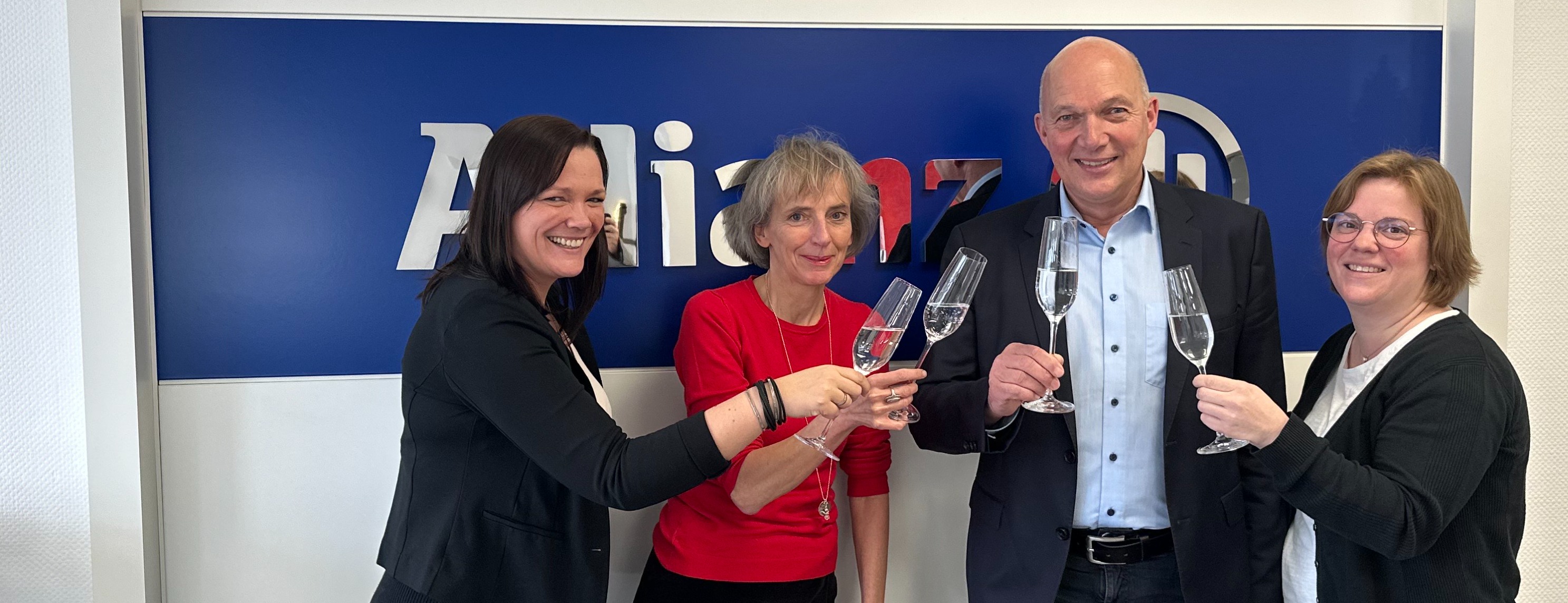 Allianz Versicherung Thomas Loskamp Bocholt - Allianz Bocholt Thomas Loskamp Team Jubiläum 