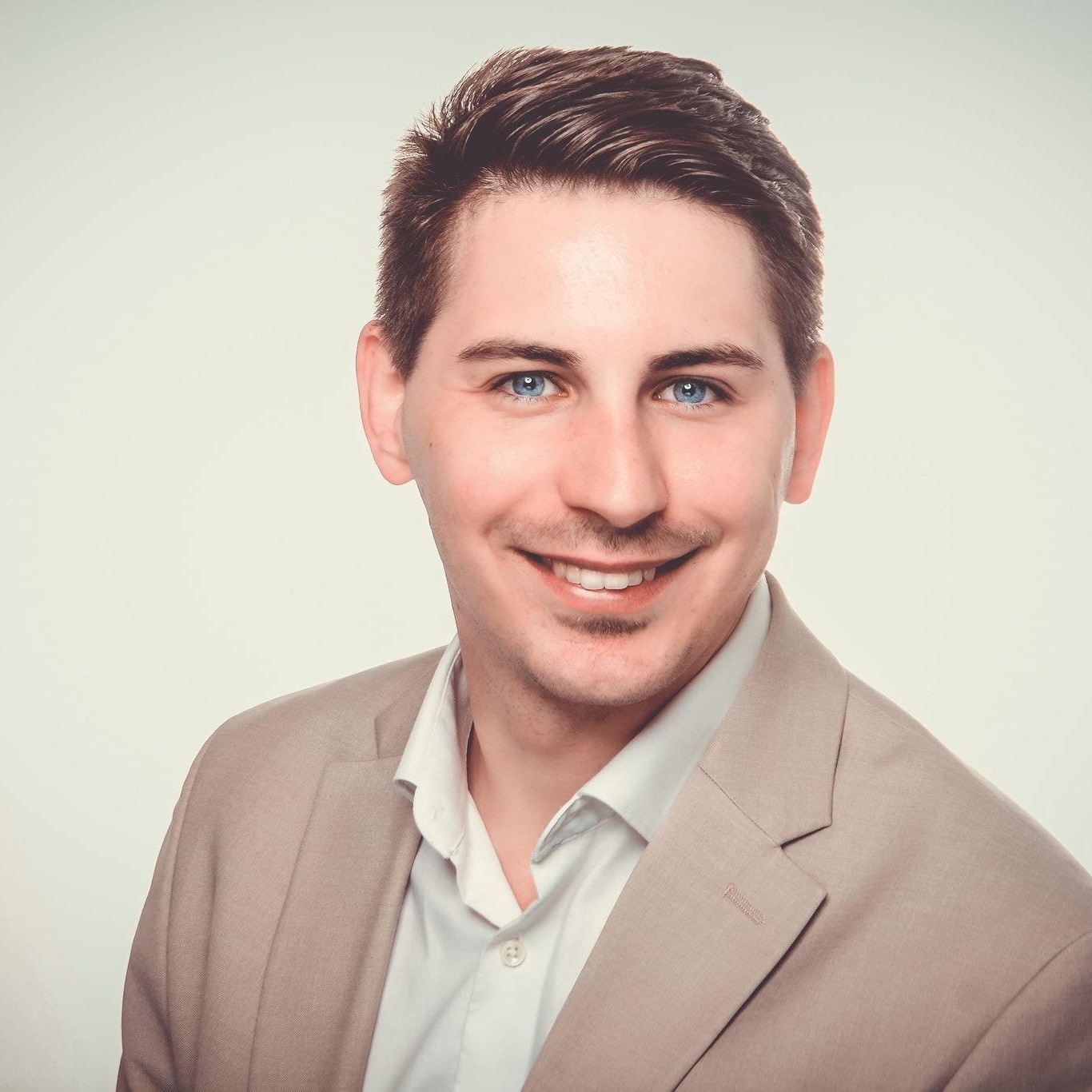 Allianz Versicherung Sandra Winkler Weil der Stadt - Maximilian Müller