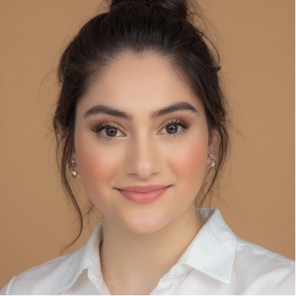 Hania Najafi Vertriebsassistentin Büroleiterin Ver Allianz Versicherung Amir Amyri Hamburg - Hania Najafi Vertriebsassistentin Büroleiterin Ver