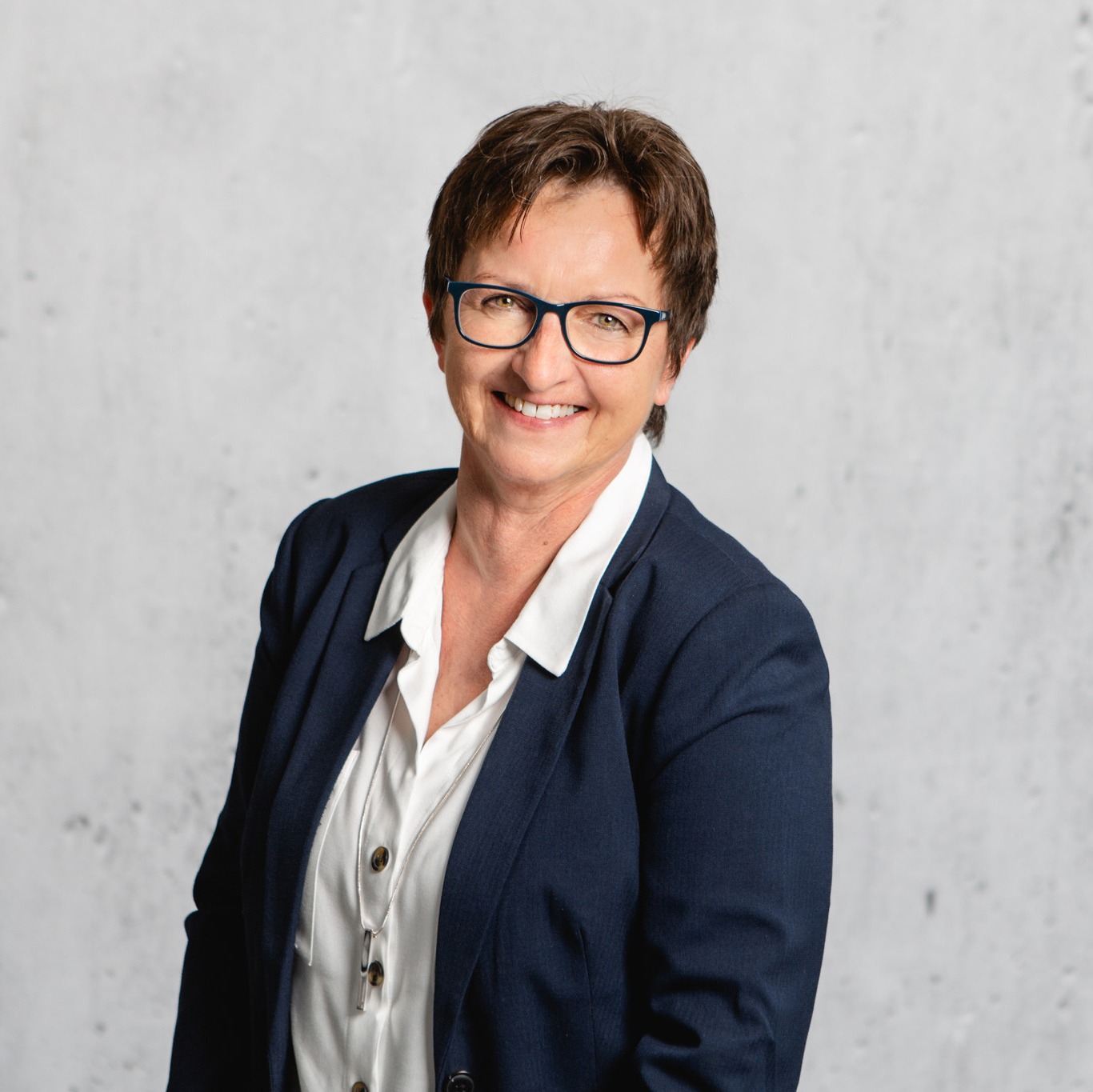 Allianz Versicherung Arthur Anselm Neuenbürg - Karin Duss