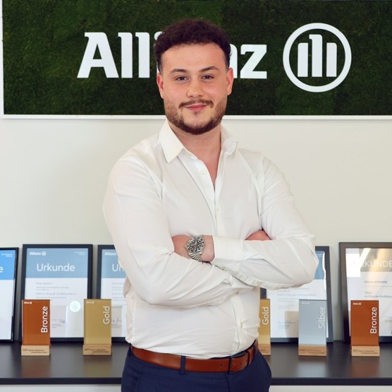 Allianz Versicherung Aydemir und Sabir OHG Reutlingen - Umutcan Sabir