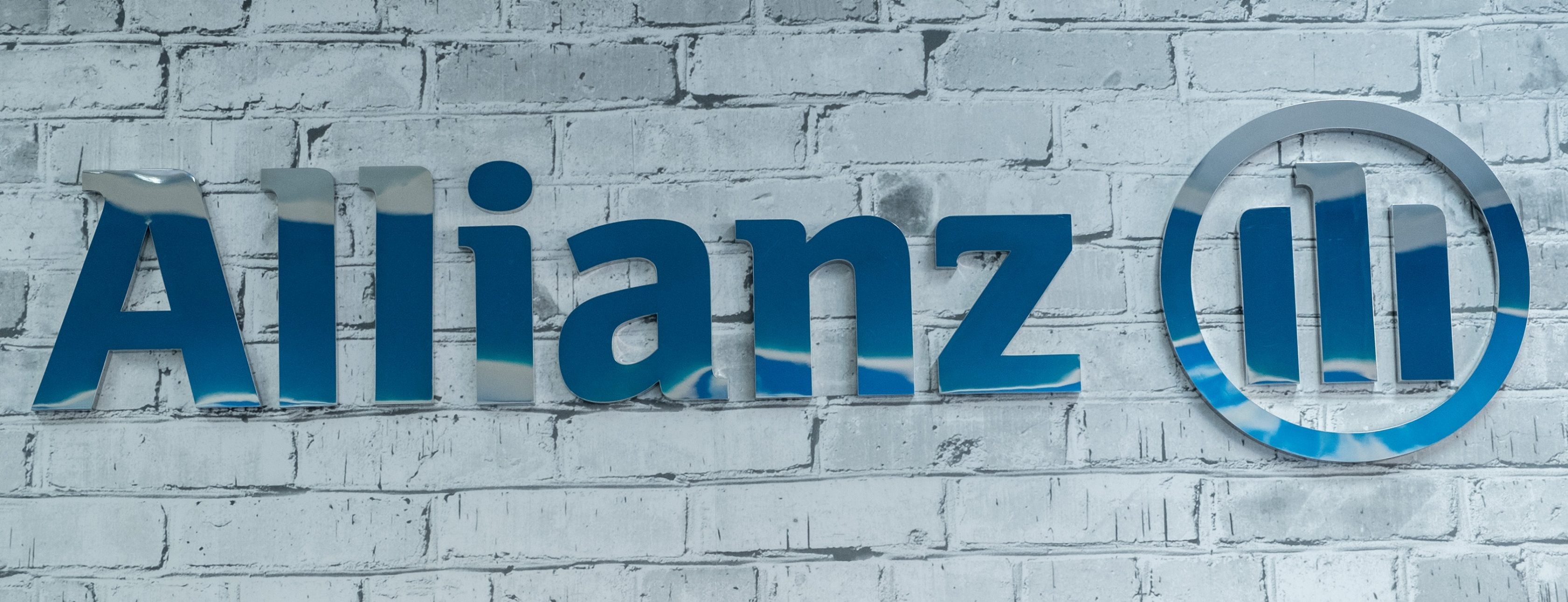 Allianz Versicherung Babak Noruzian Frankfurt am Main - ABN24