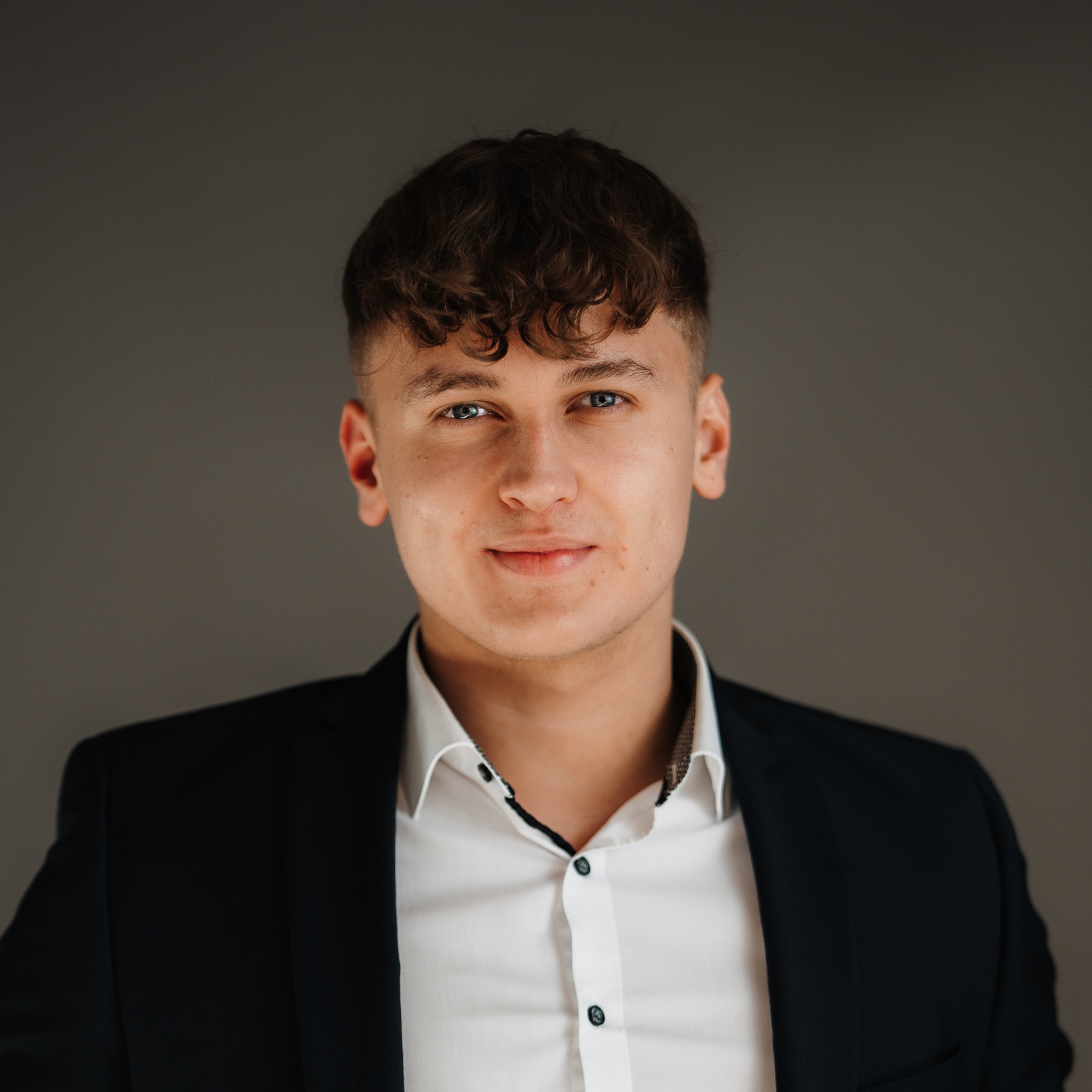 Allianz Versicherung R.Bächle OHG Offenburg - Allianz Azubi Offenburg Danil Aprelkov Bächle 