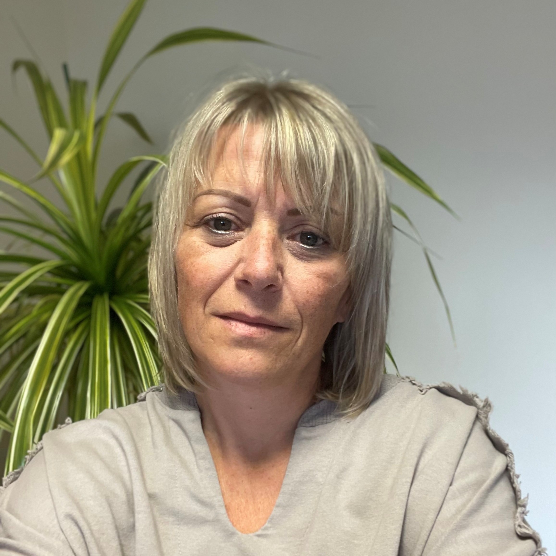 Eylin Kühnert Allianz Versicherung Birgit Mäusezahl Limbach-Oberfrohna - Eylin Kühnert