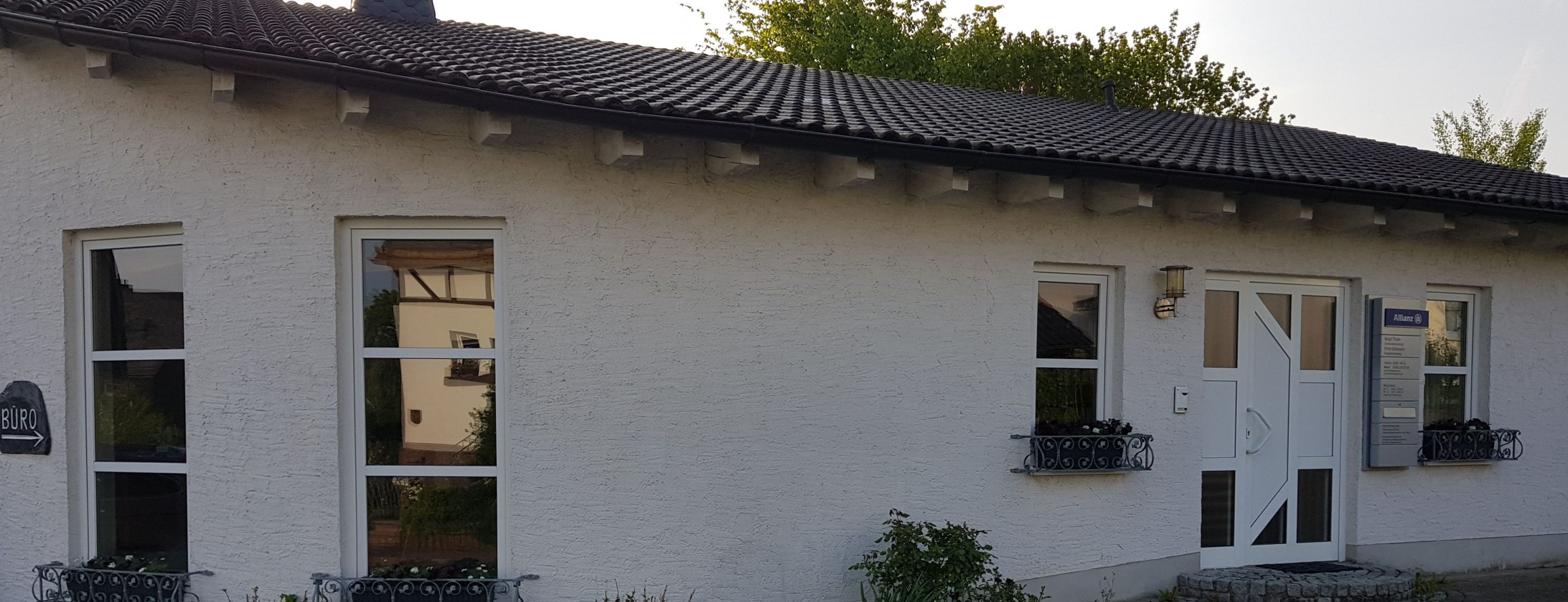 Allianz Versicherung Birgit Thiele Brilon - Allianz Generalvertretung Birgit Thiele