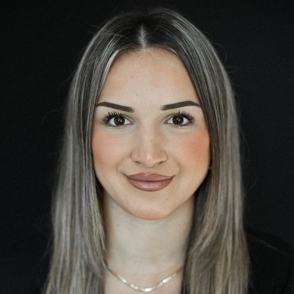 Allianz Versicherung Brandl und Karakoc OHG Altmannstein - Rita Krasniqi