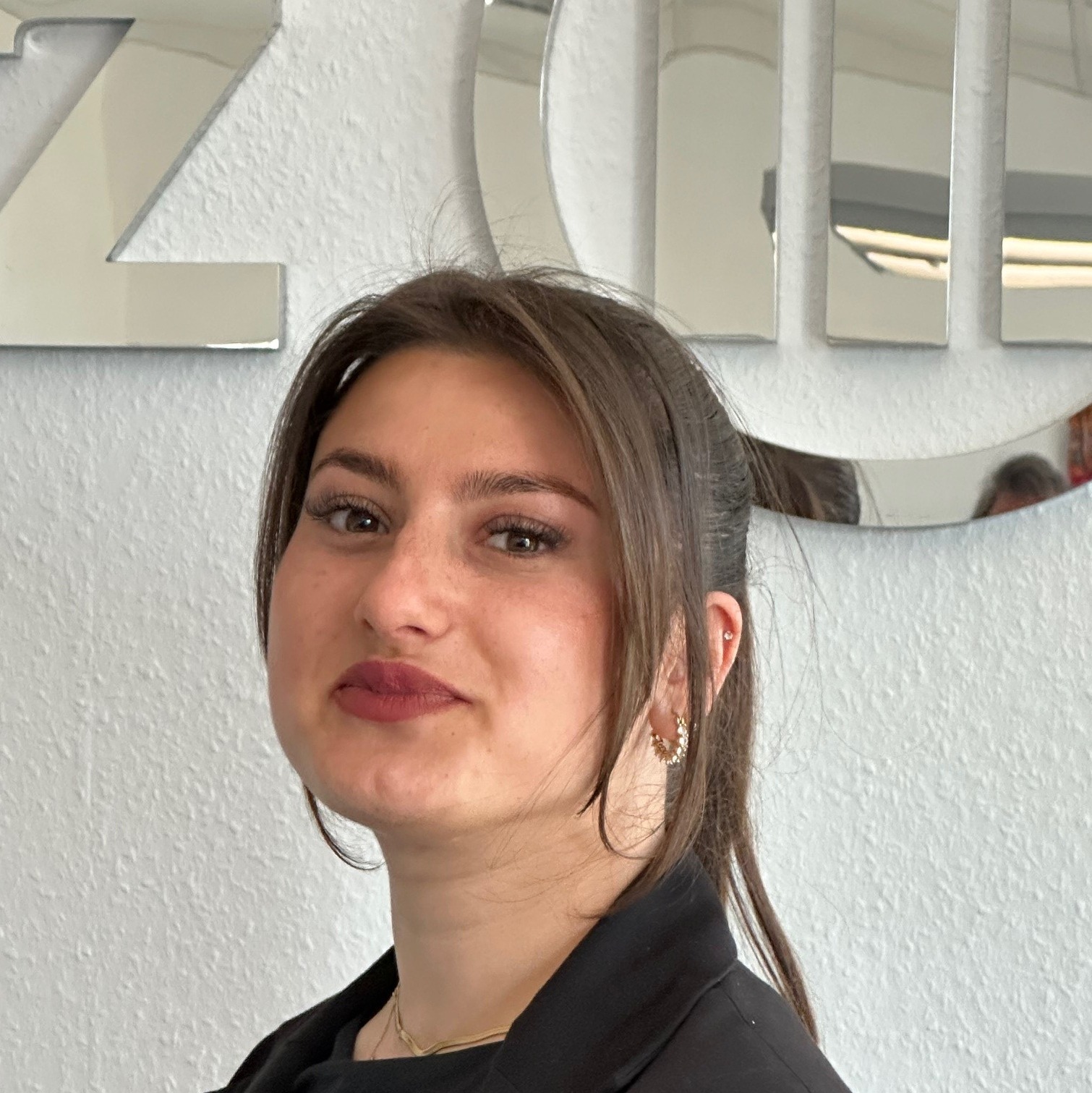 Allianz Versicherung Breuer und Marquart Stuttgart - Emine Mercan