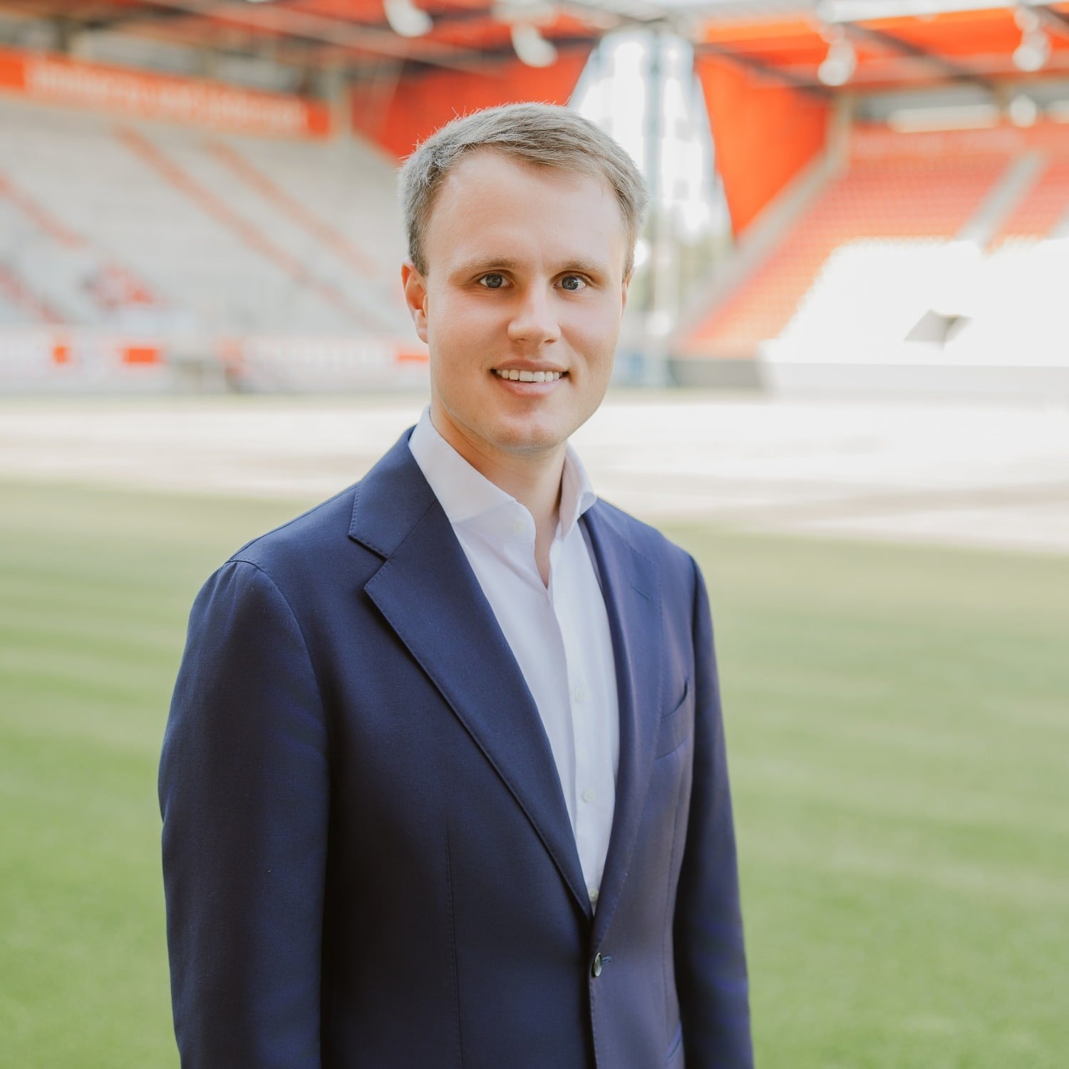 Allianz Versicherung Karl-Michael Brückl Neutraubling - Valentin Schmitz Allianz Neutraubling Versicherung